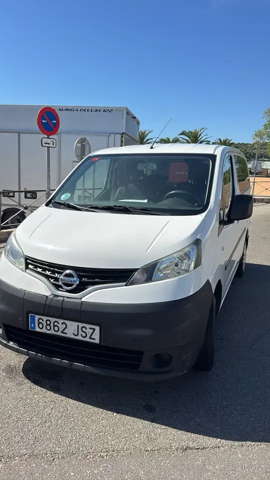 Nissan NV200