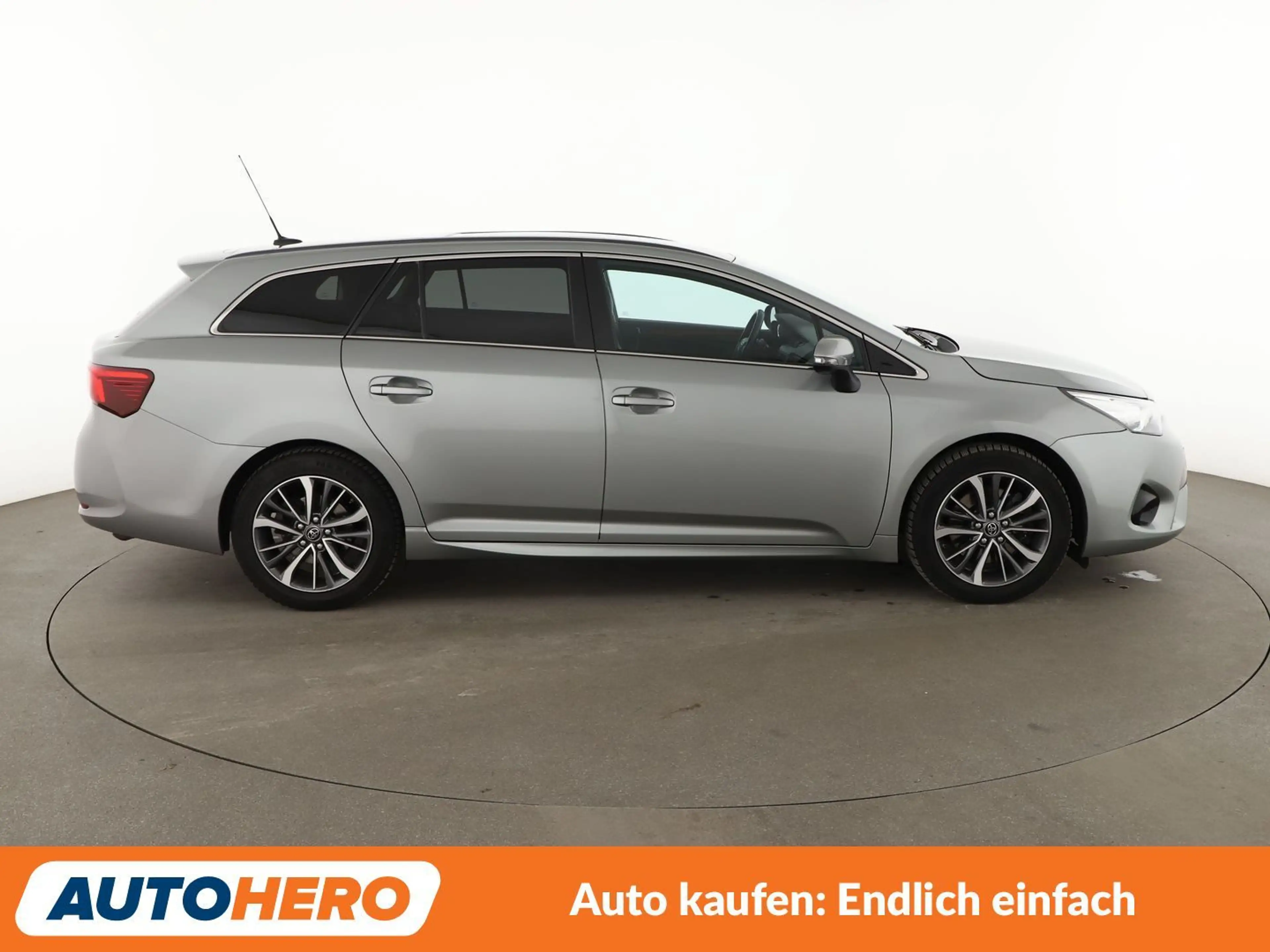 Toyota Avensis 2.0 D-4D Business Edition*NAVI*TEMPO*CAM* — photo 7