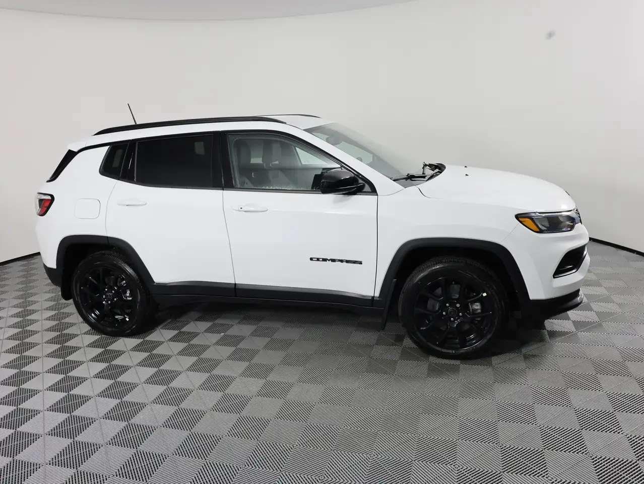 Jeep Compass photo Jeep Compass