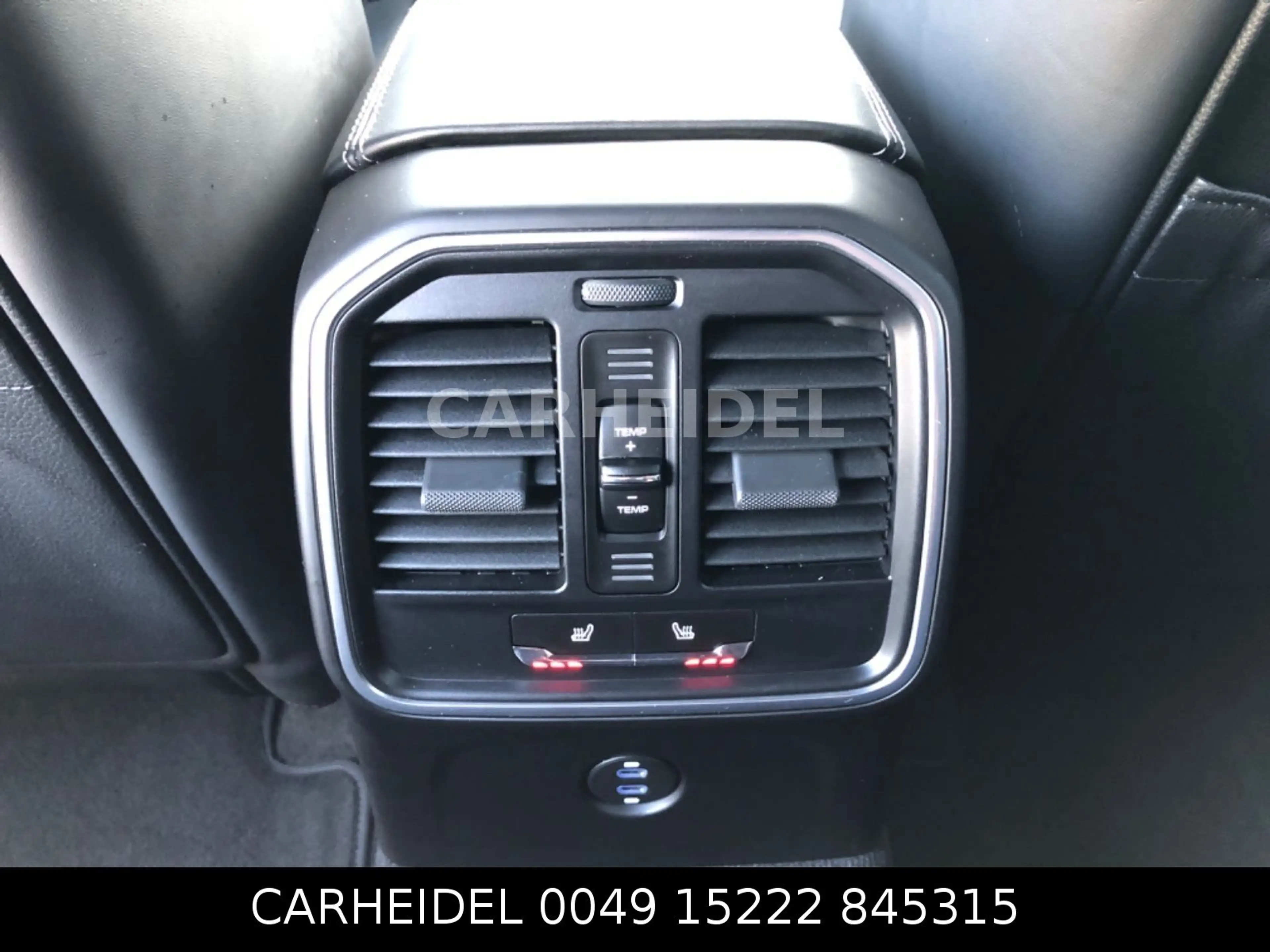 Porsche Macan GTS SPORT KLAPPE LEDER SITZKLIMA BOSE KEY — photo 15