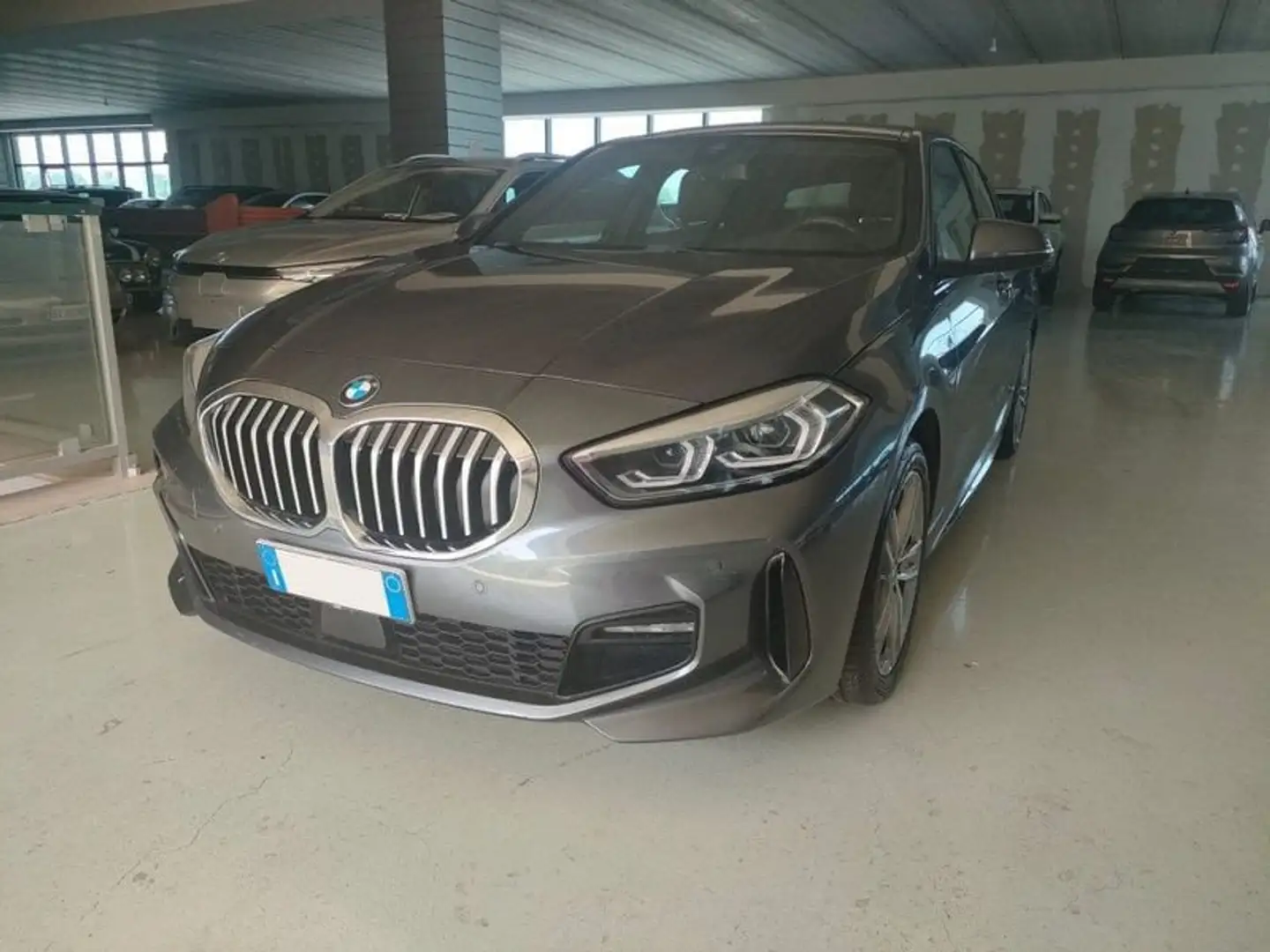 BMW 116 116 BMW 116D MSPORT Grey - 1