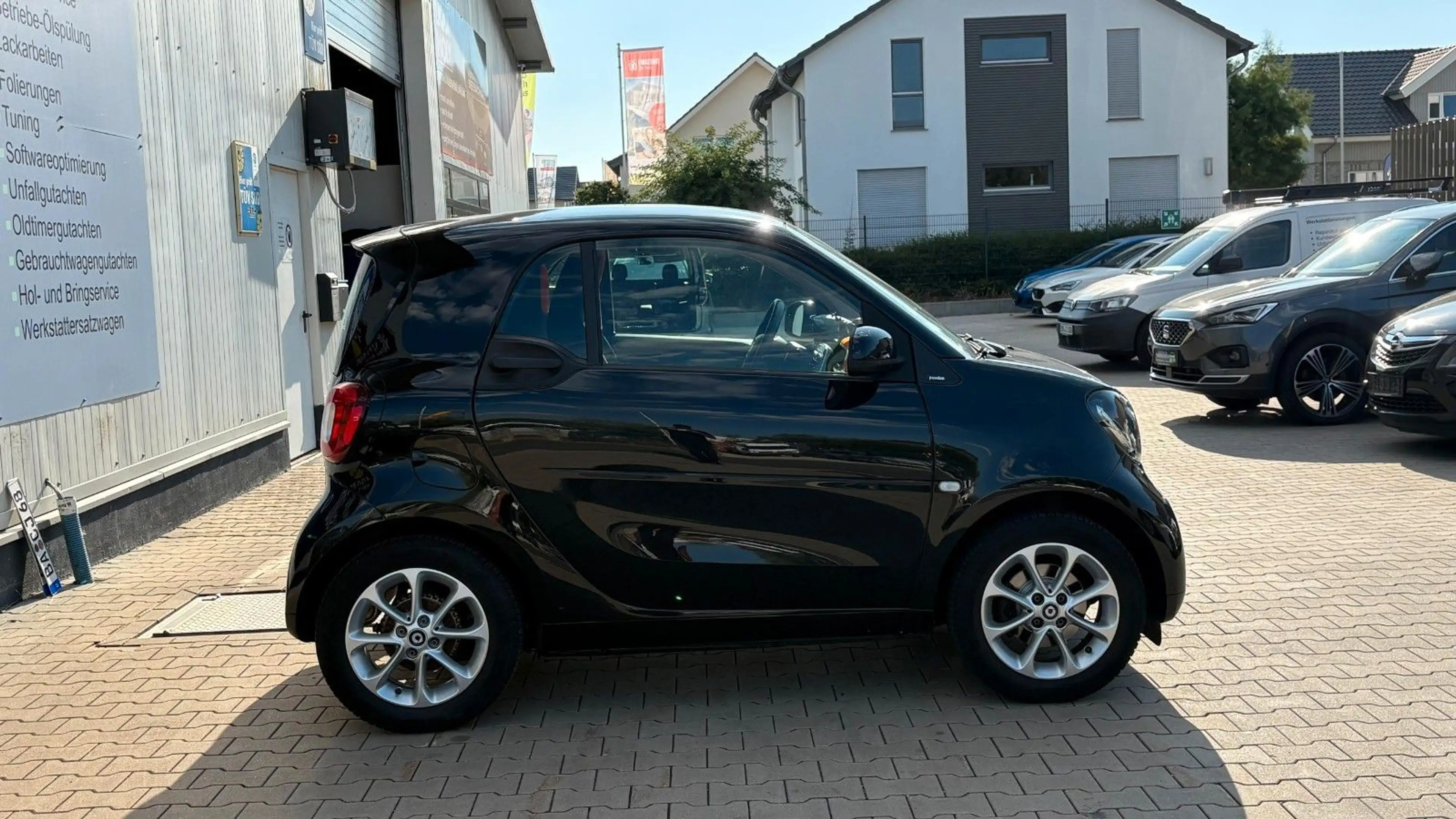 smart forTwo 1.0 Coupe Tempo Pano-Dach Sitzhzg — photo 5