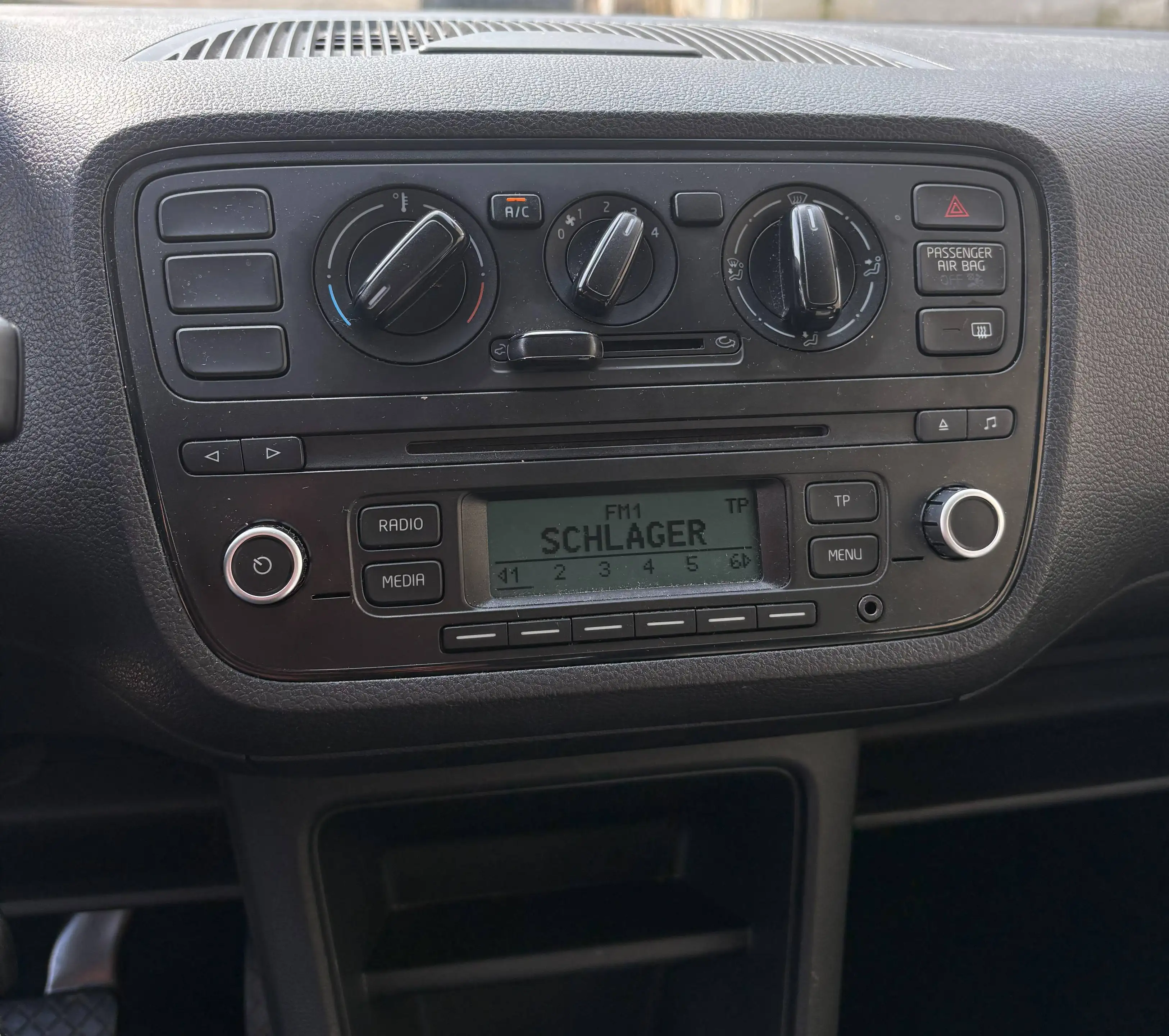 Skoda Citigo Active, 43 Tkm!! KIima, Automatik, 1.Hand!! Sehr gepflegt! — photo 11