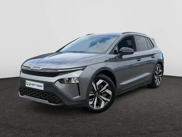 Skoda Elroq 85 Sportline 82 kWh (285pk) /// SOH 99% /// Inklapbare trekhaak /// Achteruitrijcamera ///