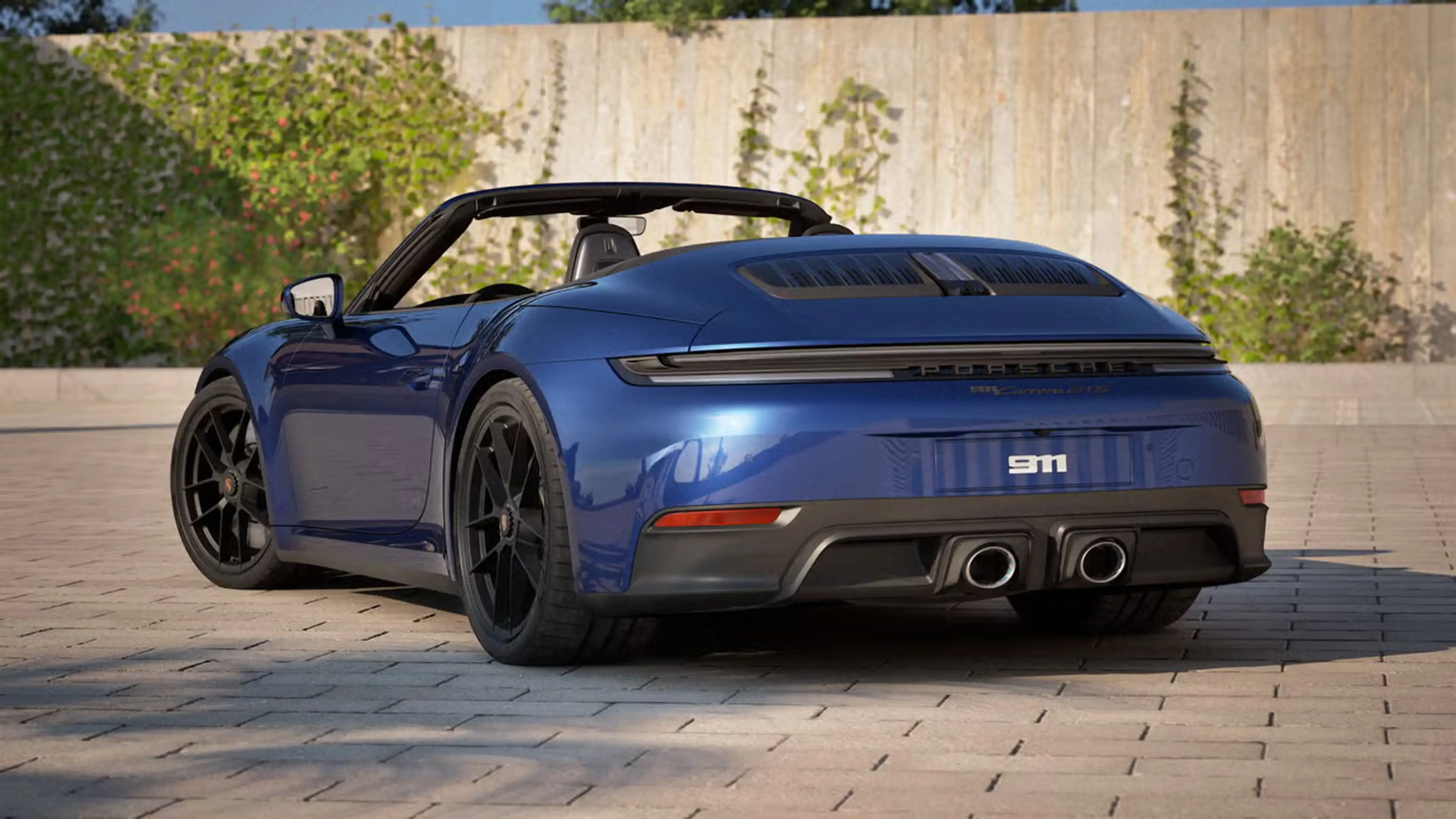 Porsche 992 Carrera GTS Cabriolet — photo 4