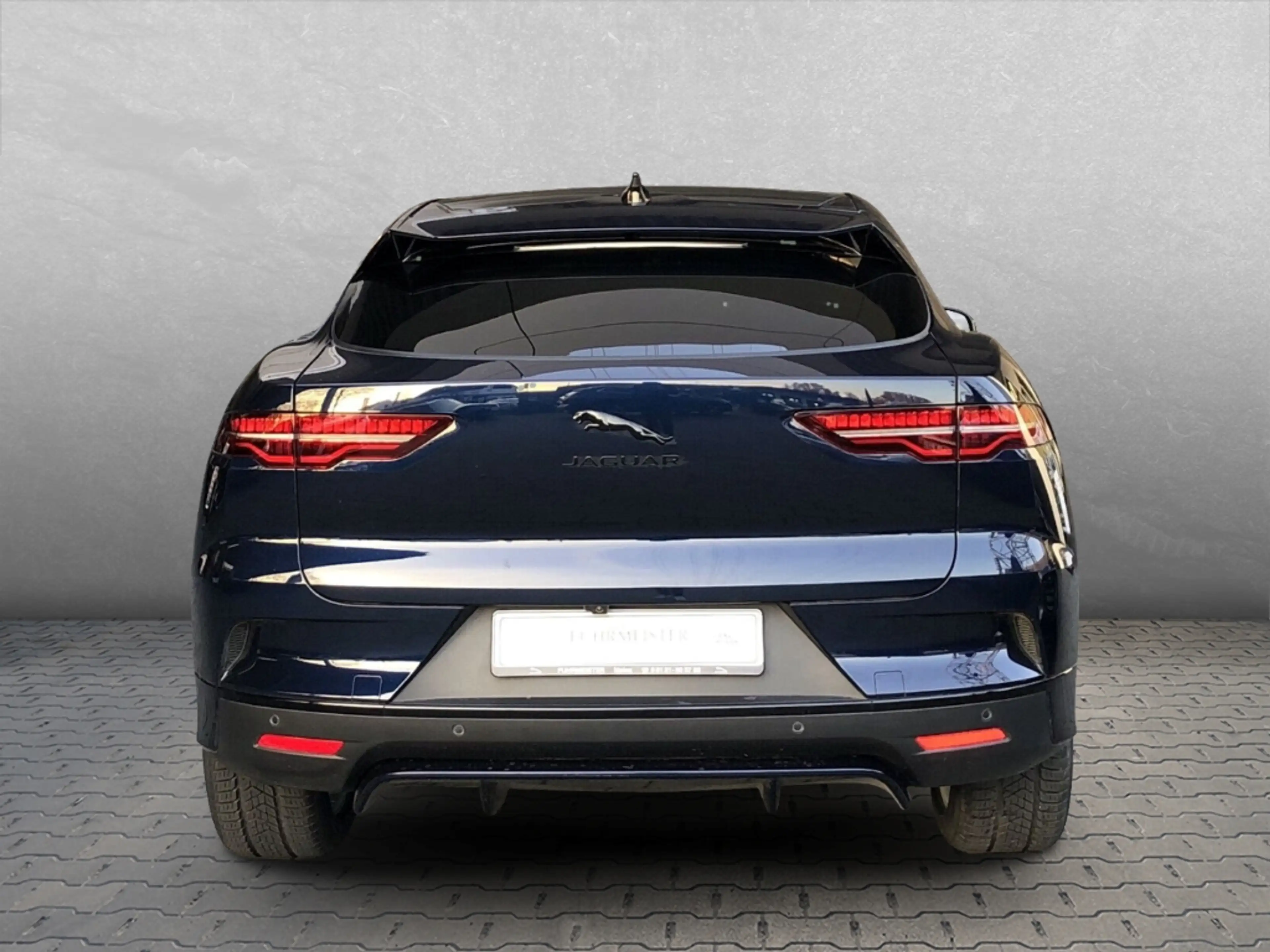 Jaguar I-Pace EV400 AWD R-Dyn. SE Winter Paket Panorama — photo 8