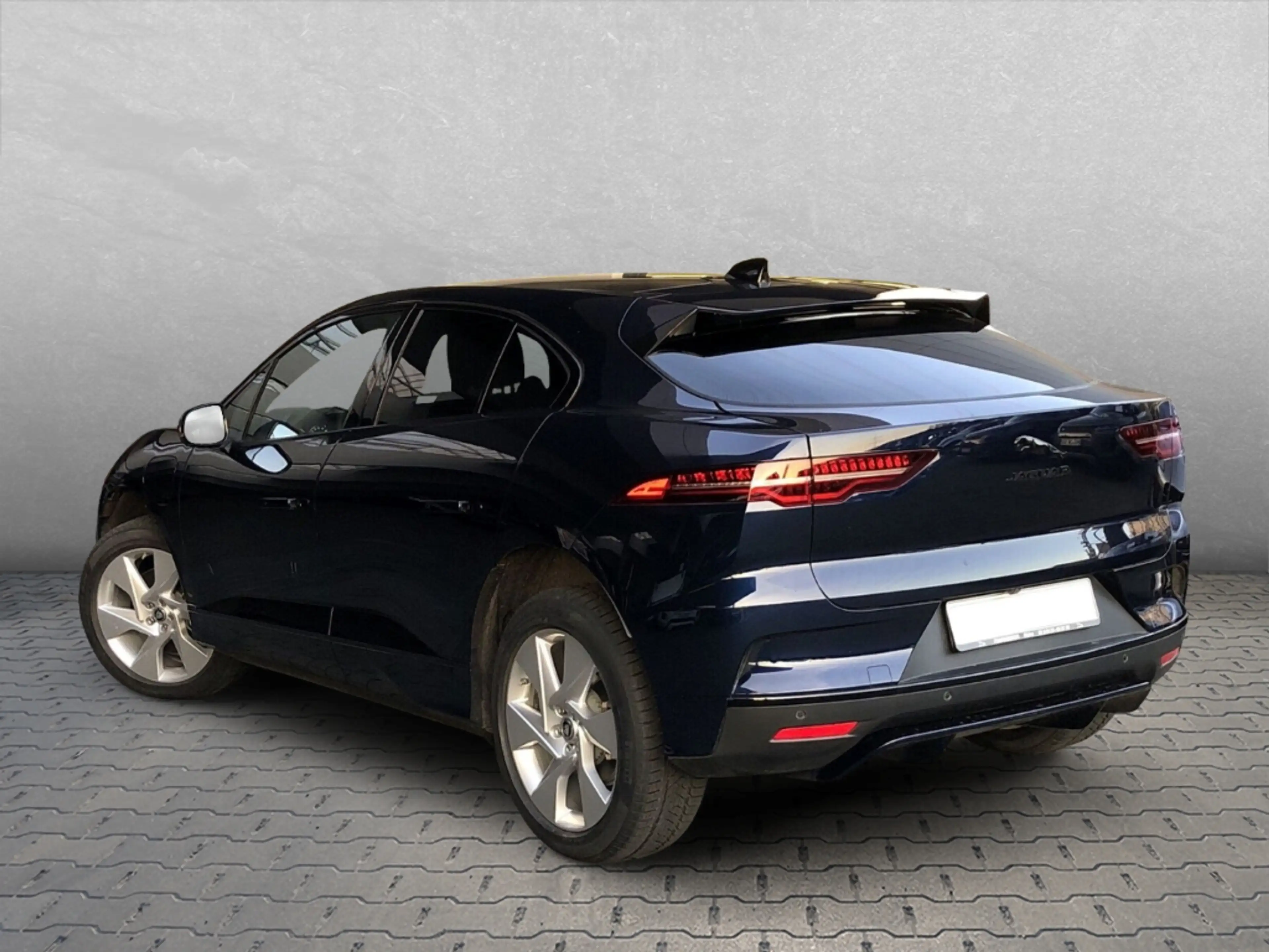Jaguar I-Pace EV400 AWD R-Dyn. SE Winter Paket Panorama — photo 3