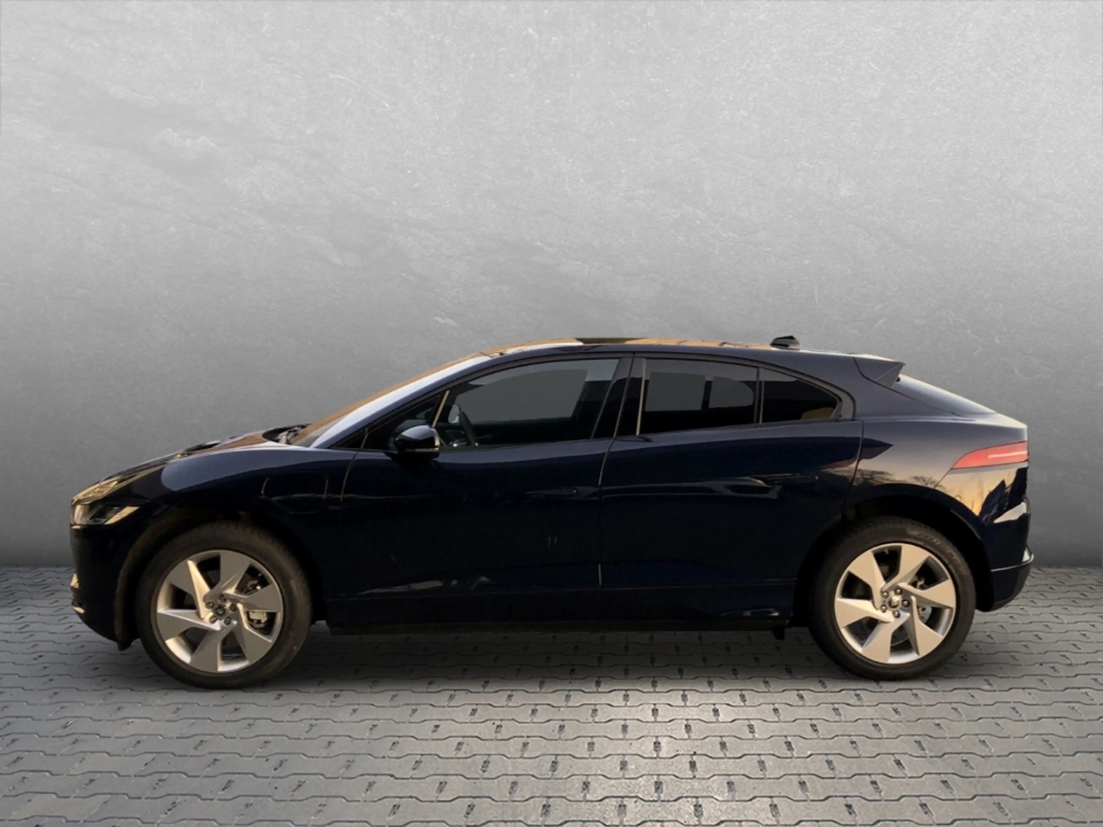 Jaguar I-Pace EV400 AWD R-Dyn. SE Winter Paket Panorama — photo 7