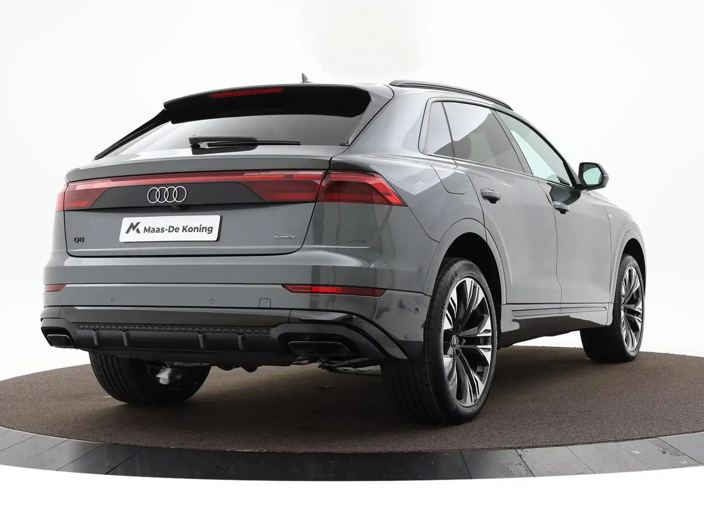 Audi Q8 Pro Line S 55 TFSI e 394 PK · B&O sound systeem · Grijs - 2