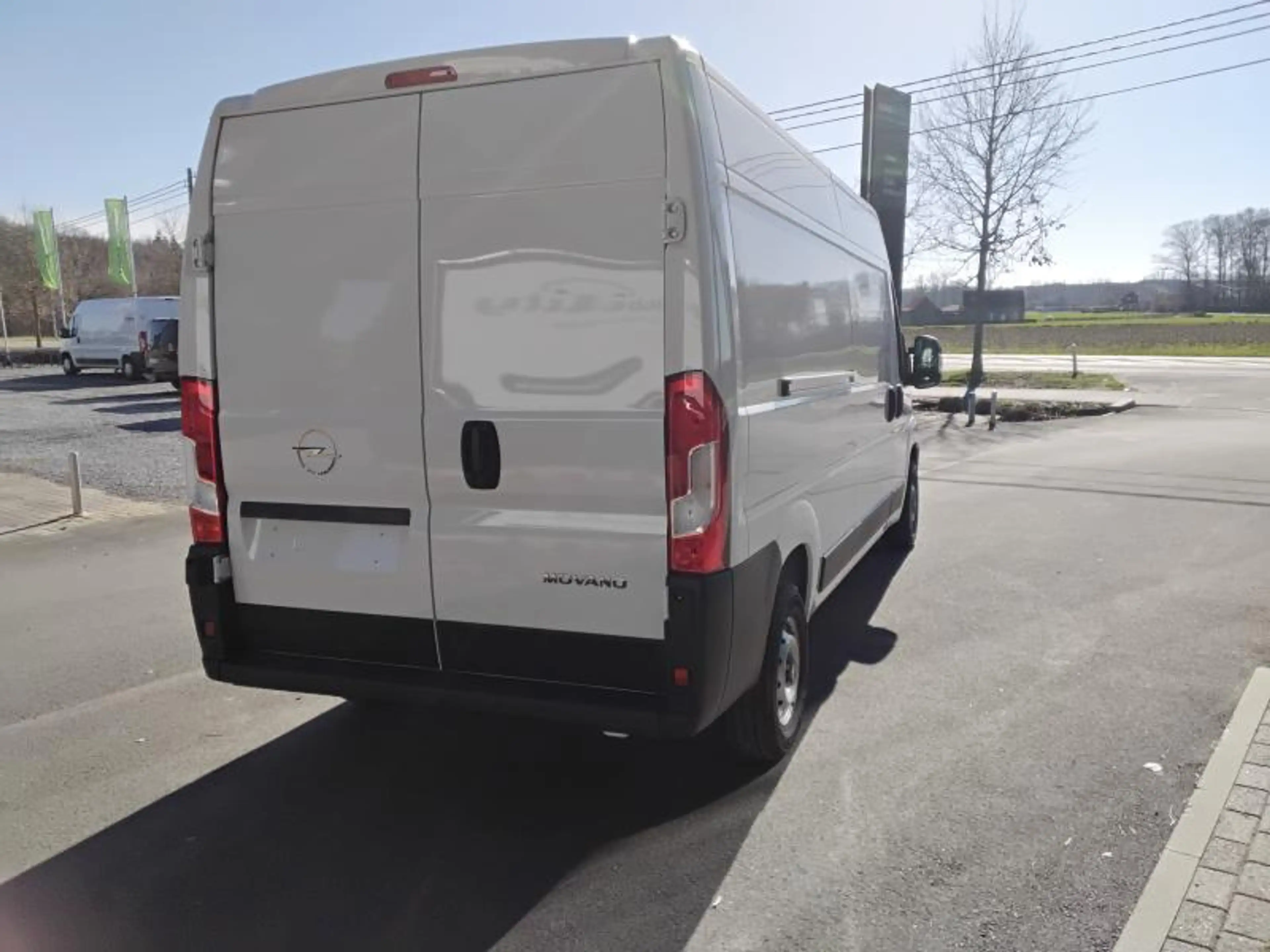 Opel Movano L3H2 140 PK MT - €23790 + BTW — photo 3