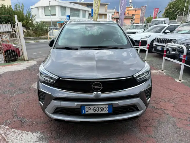 Opel Crossland view 3