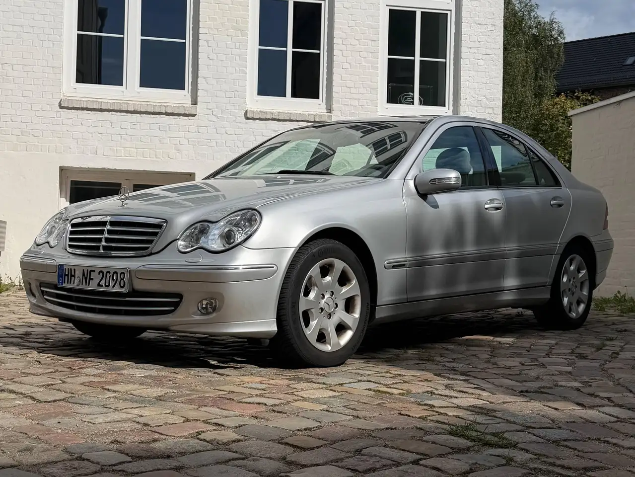 Mercedes-Benz C 200