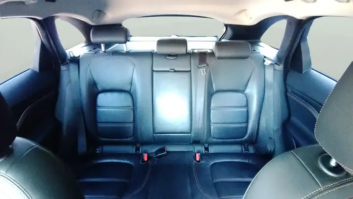 Jaguar F-Pace 2017, foto 13