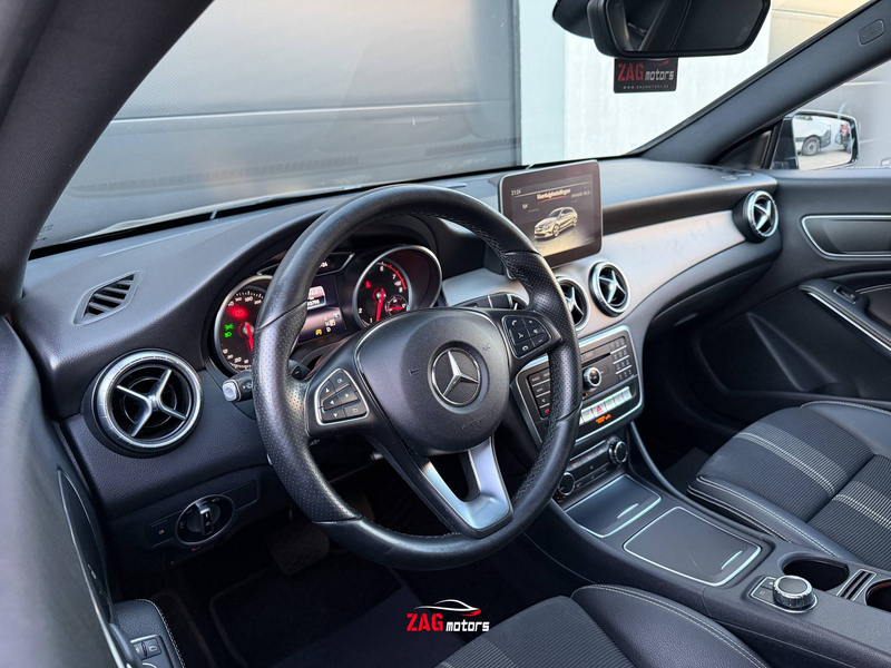 Mercedes-Benz CLA 180 CLA 180 Shooting Brake Urban 12M Garantie Top Staat Automaat — photo 12