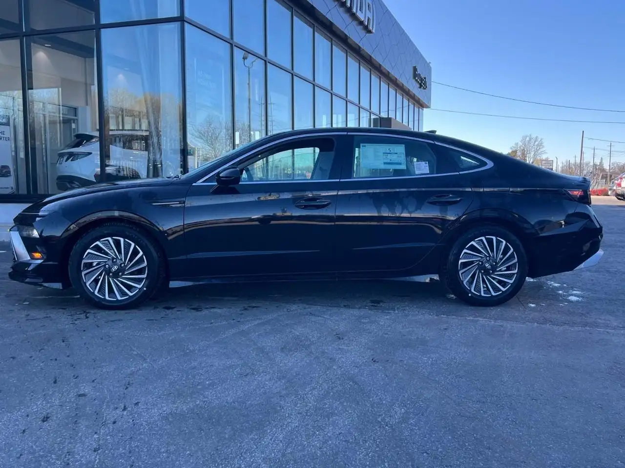 Hyundai SONATA снимка Hyundai SONATA