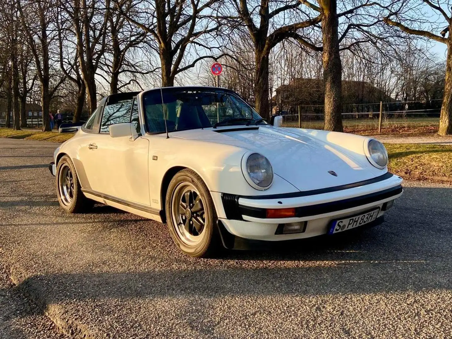 Porsche 911 911 Carrera Weiß - 1
