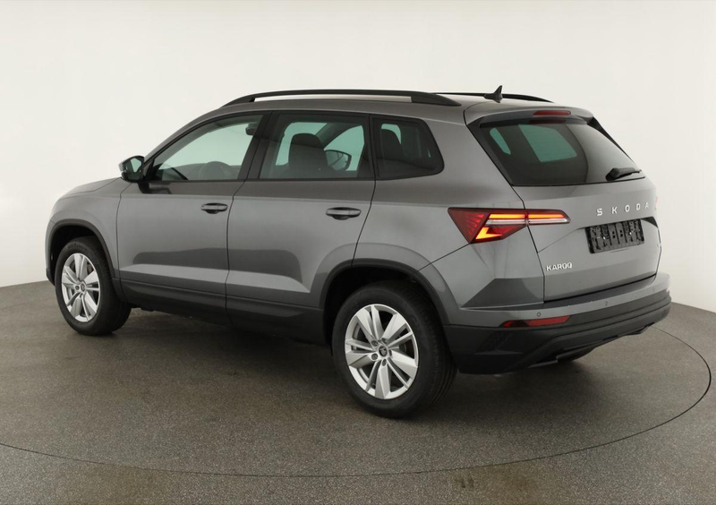 Skoda Karoq Selection 4x4 2.0 TDI DSG Selection, AHK, LED, ... — photo 3