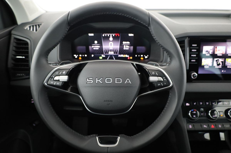 Skoda Karoq Selection 4x4 2.0 TDI DSG Selection, AHK, LED, ... — photo 5
