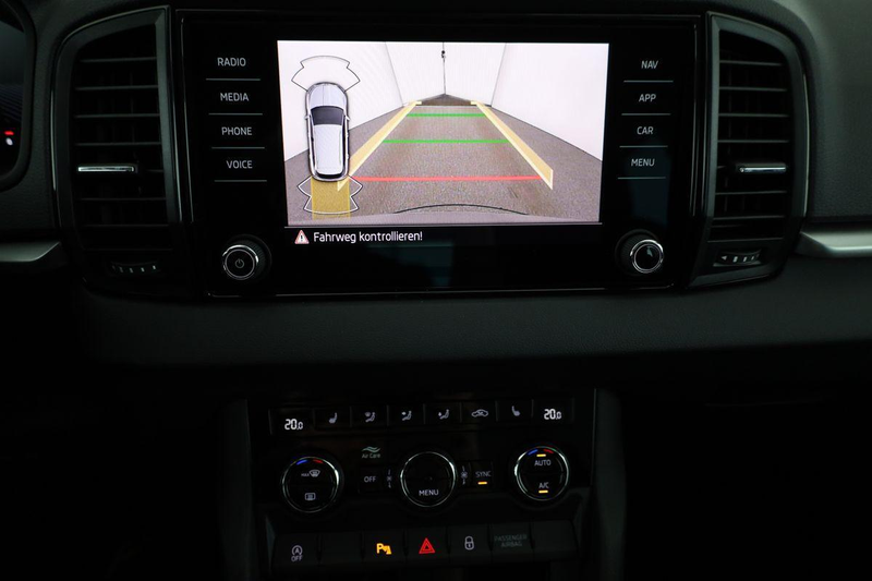 Skoda Karoq Selection 4x4 2.0 TDI DSG Selection, AHK, LED, ... — photo 6