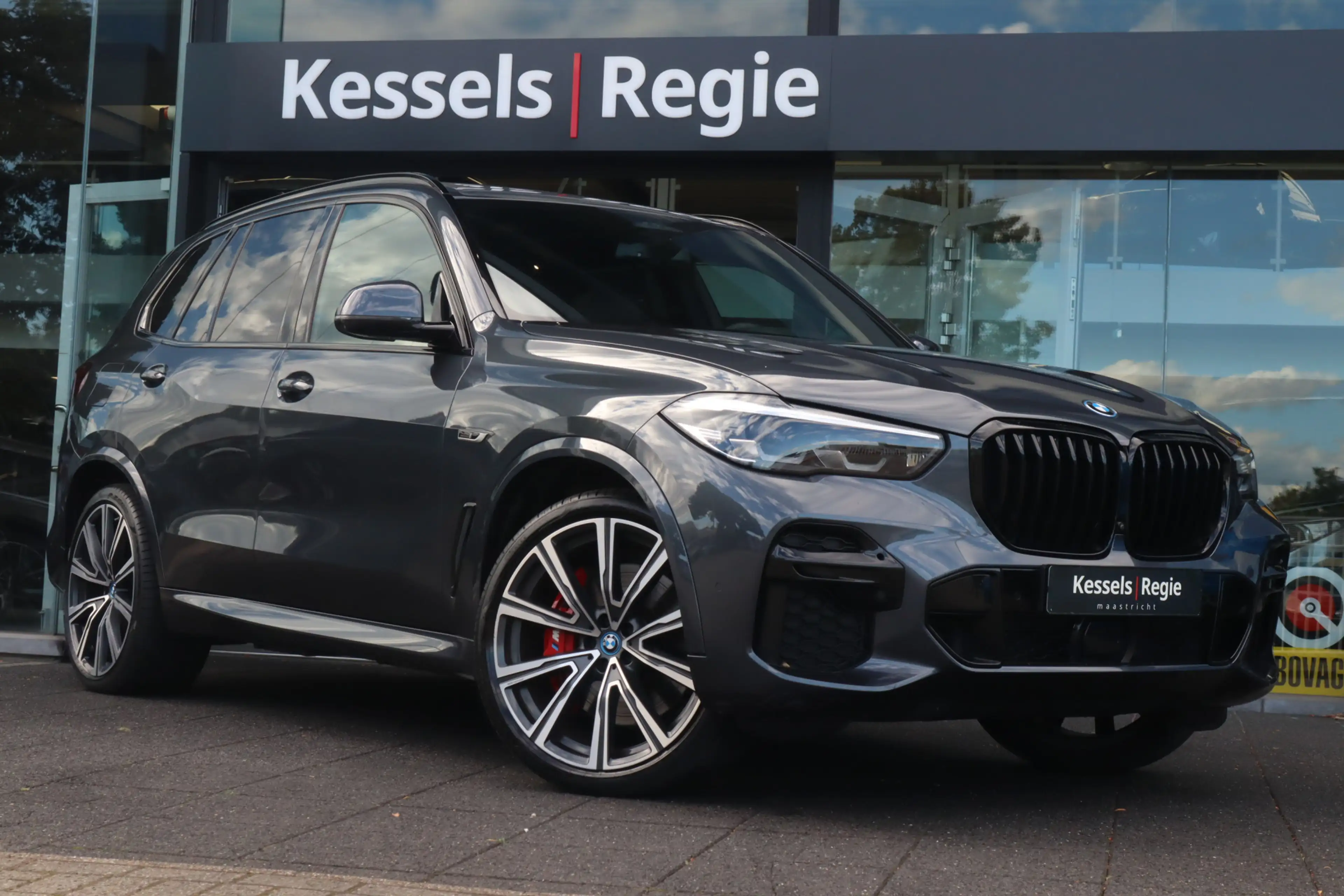BMW X5 xDrive45e M-Sport | SkyLounge | Indvidual | Dri.As