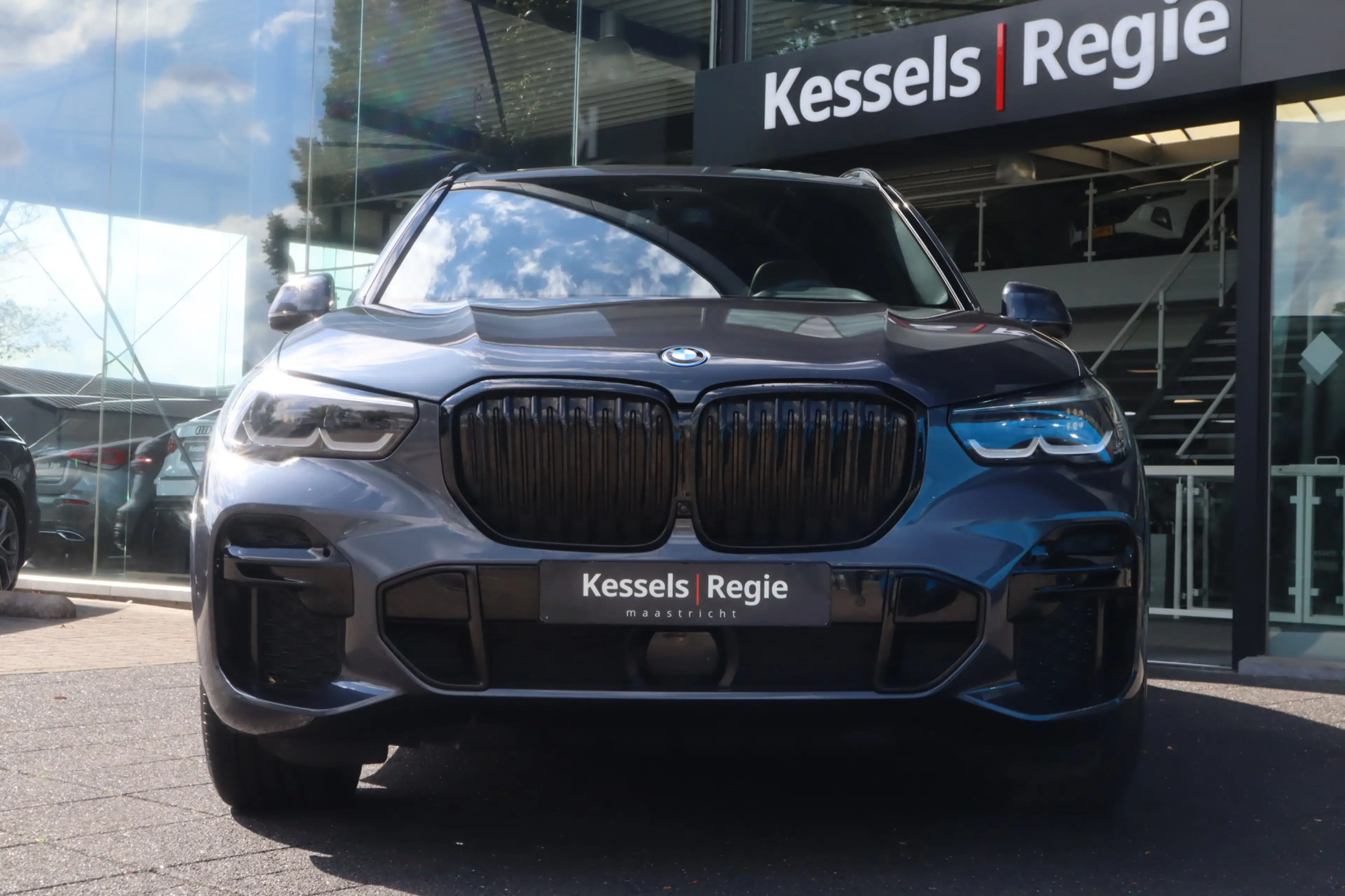 BMW X5 xDrive45e M-Sport | SkyLounge | Indvidual | Dri.As — photo 23
