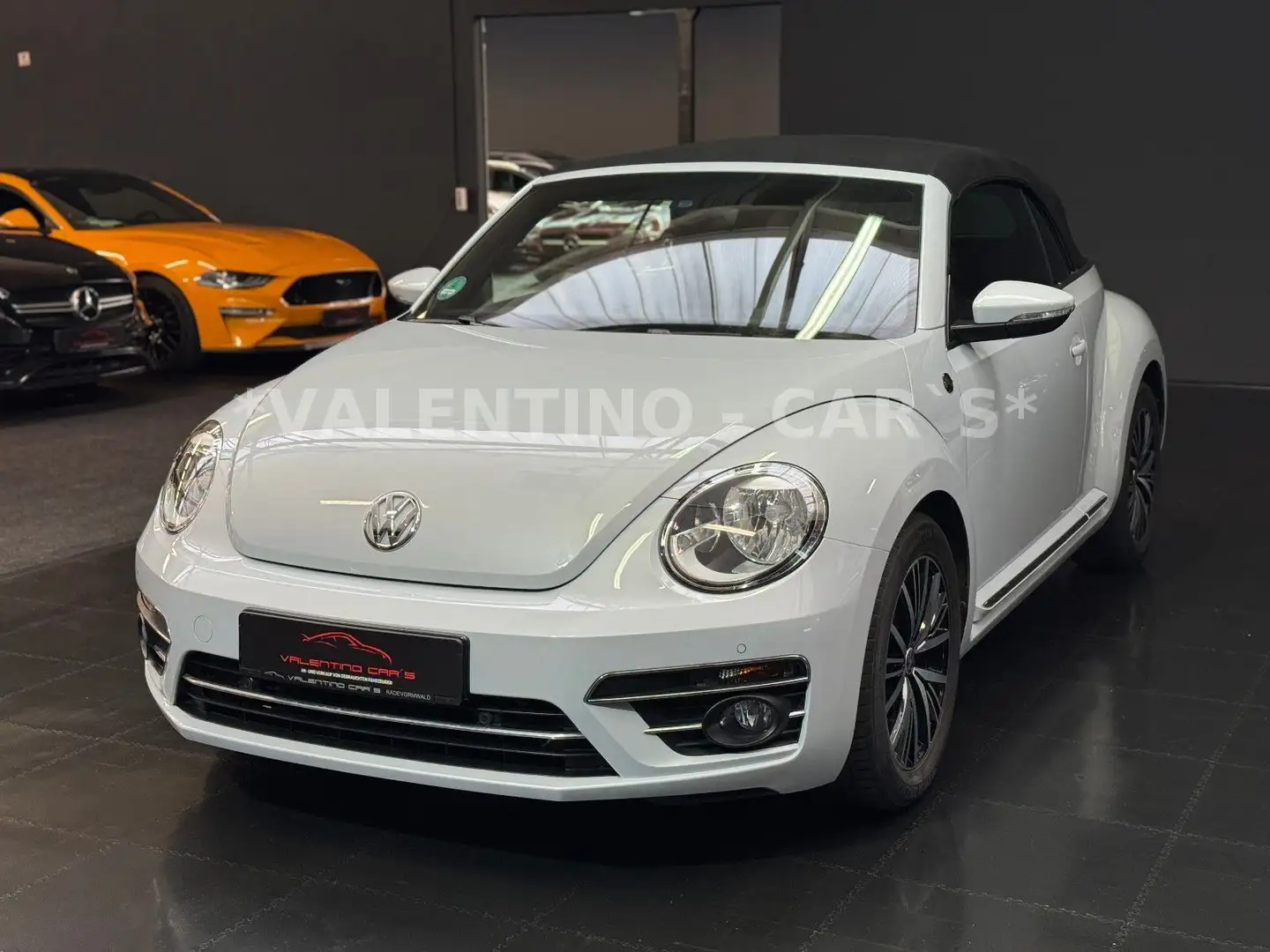 Volkswagen Beetle Cabriolet Sound Navi/PDC/Temp/Shz/Apple Silber - 2