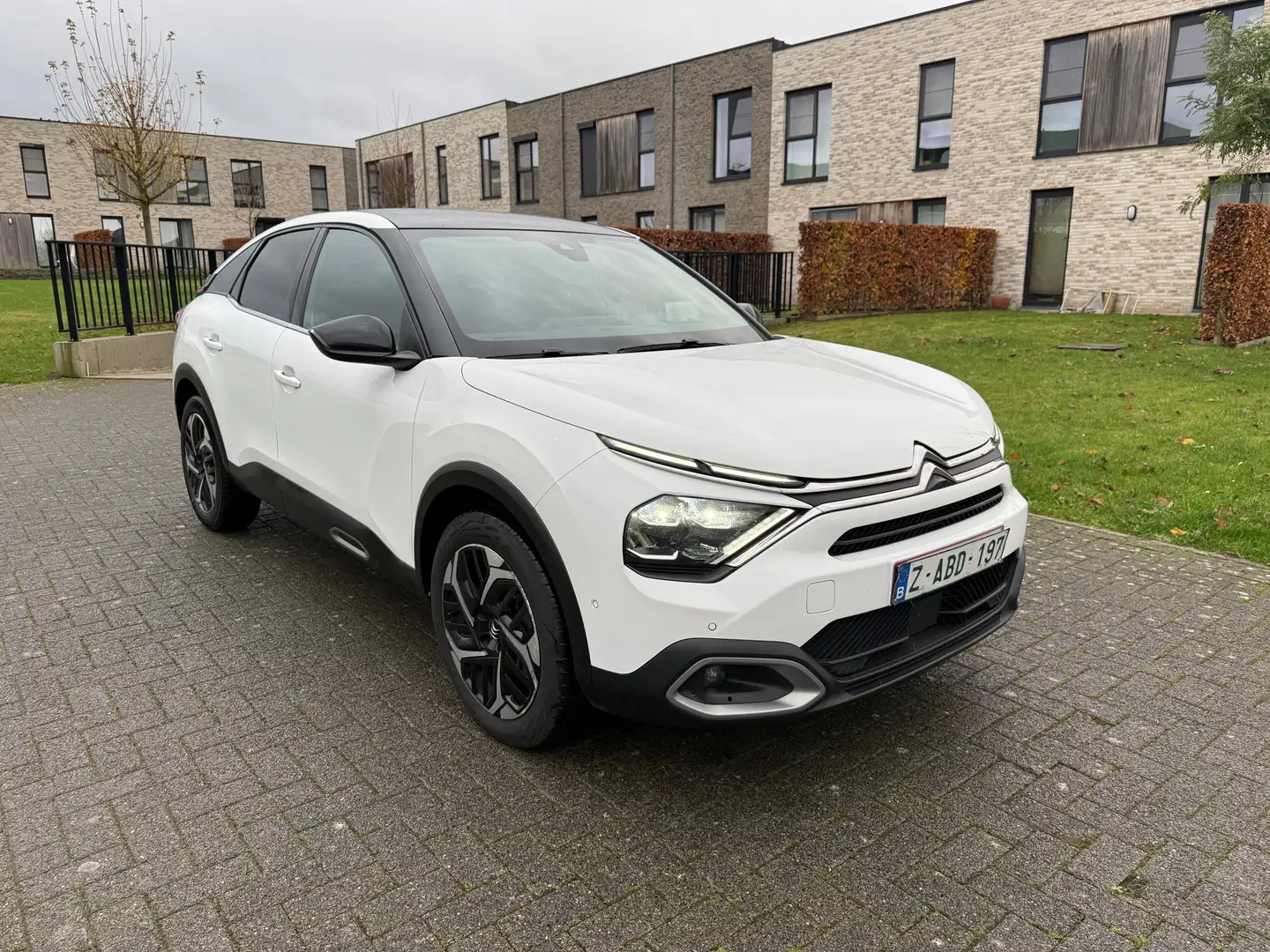 Citroen C4 C4 1.5 BlueHDi Shine Pack S Wit - 1