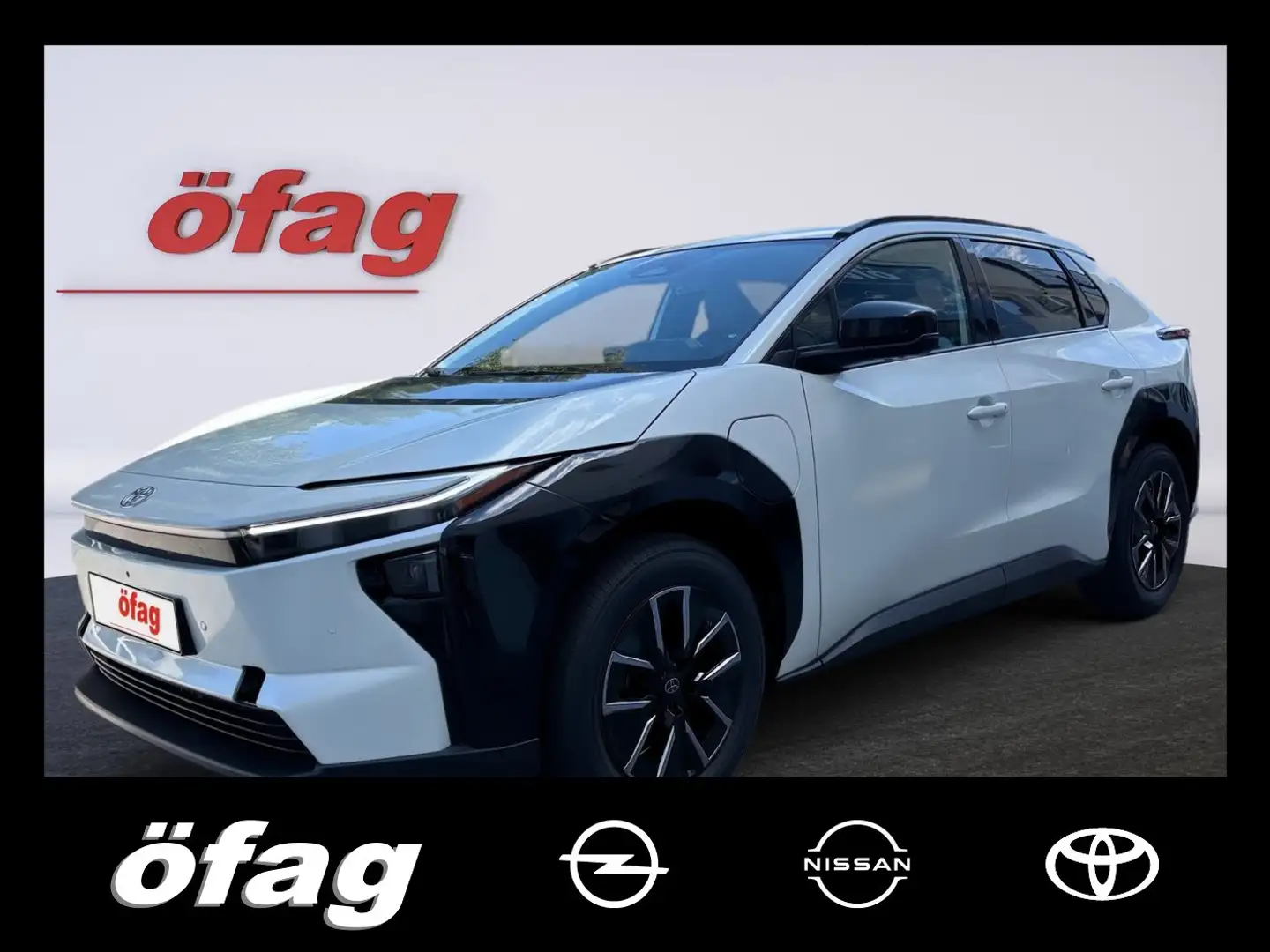 Toyota bZ4X FWD Active Drive ACC+LED+Navi+SHZ+2xKlima Weiß - 1