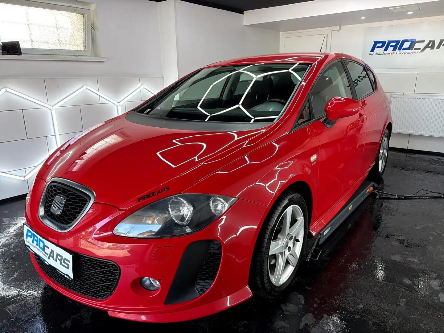 SEAT Leon Leon GT 1,2 TSI Erstbesitz Rot - 1