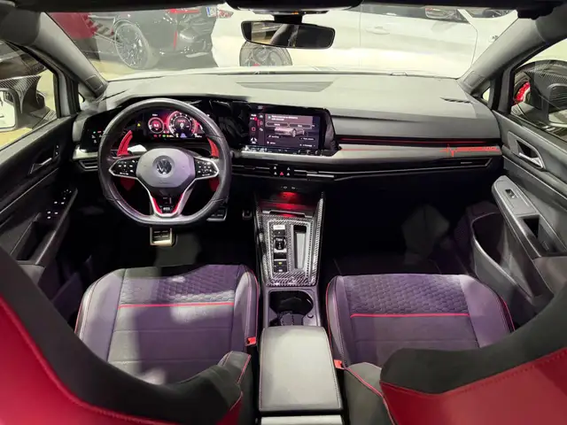 Volkswagen Golf view 11