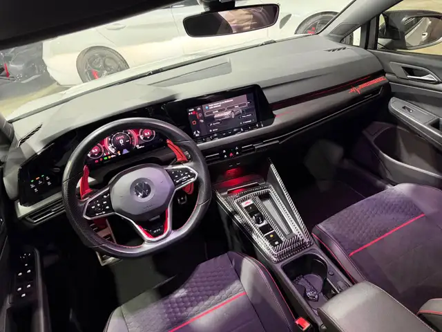 Volkswagen Golf view 12