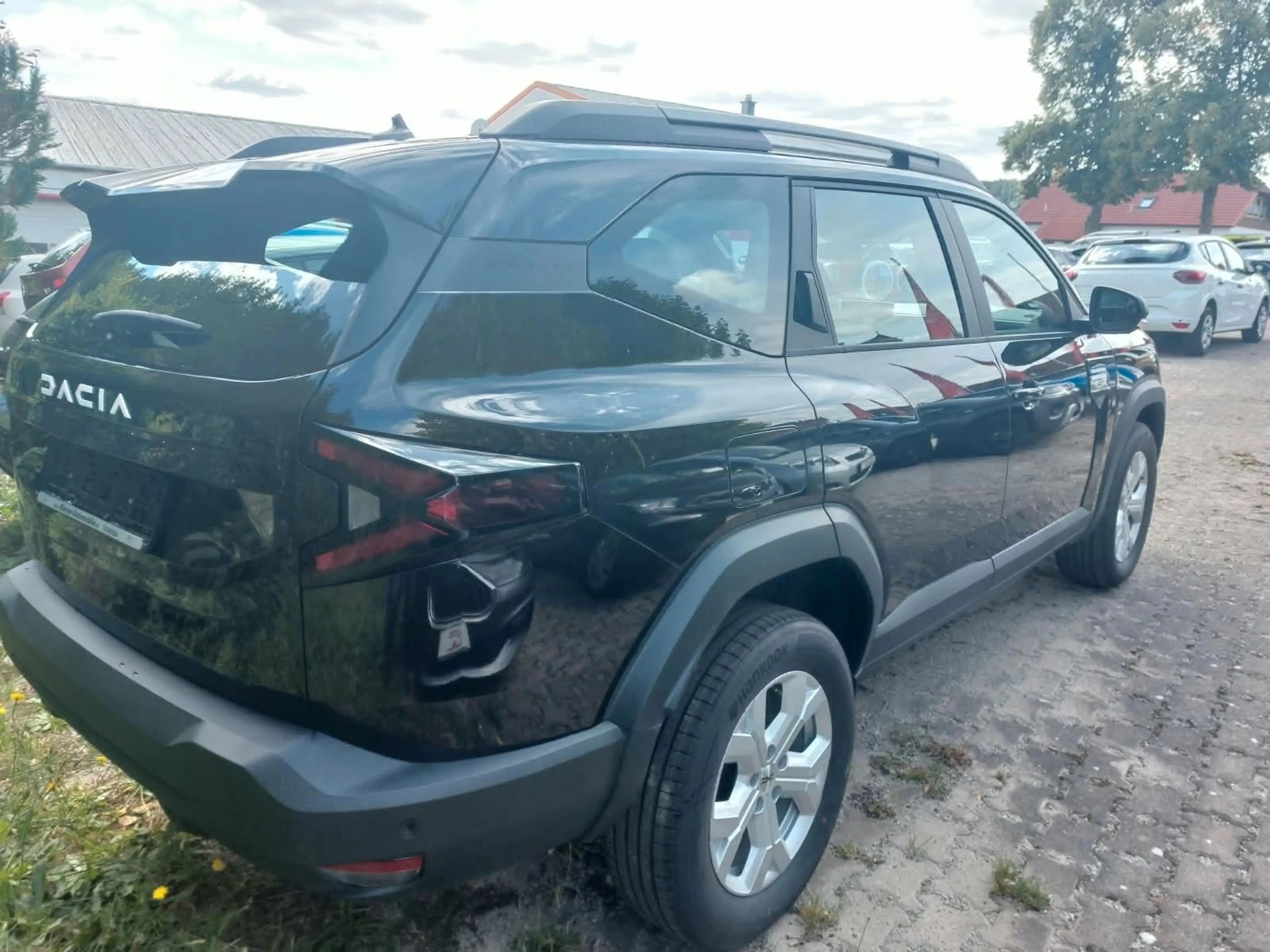 Dacia Bigster TCe 140 Essential — photo 3