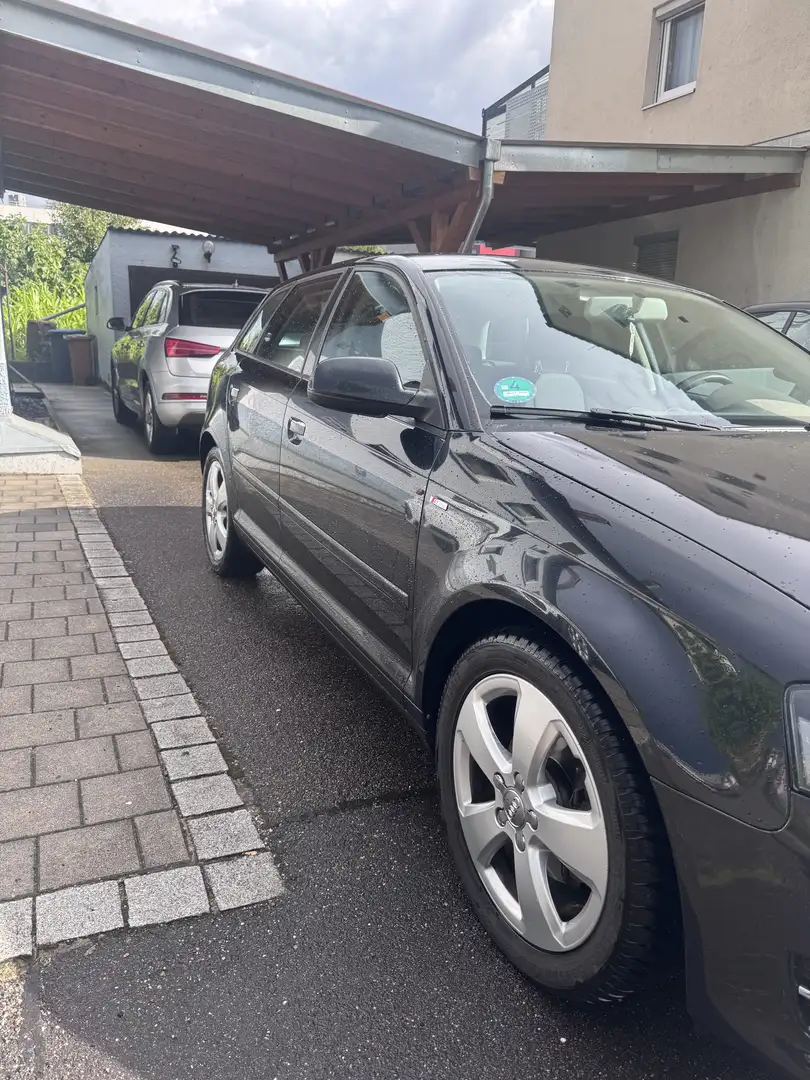 Audi A3 1.4 TFSI Attraction TÜV NEU!!! Schwarz - 2