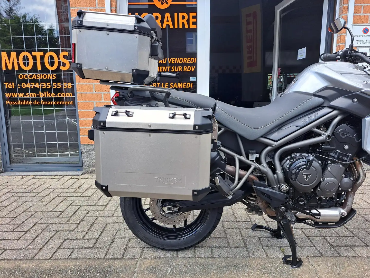 Triumph Tiger 800 XRT Argent - 2