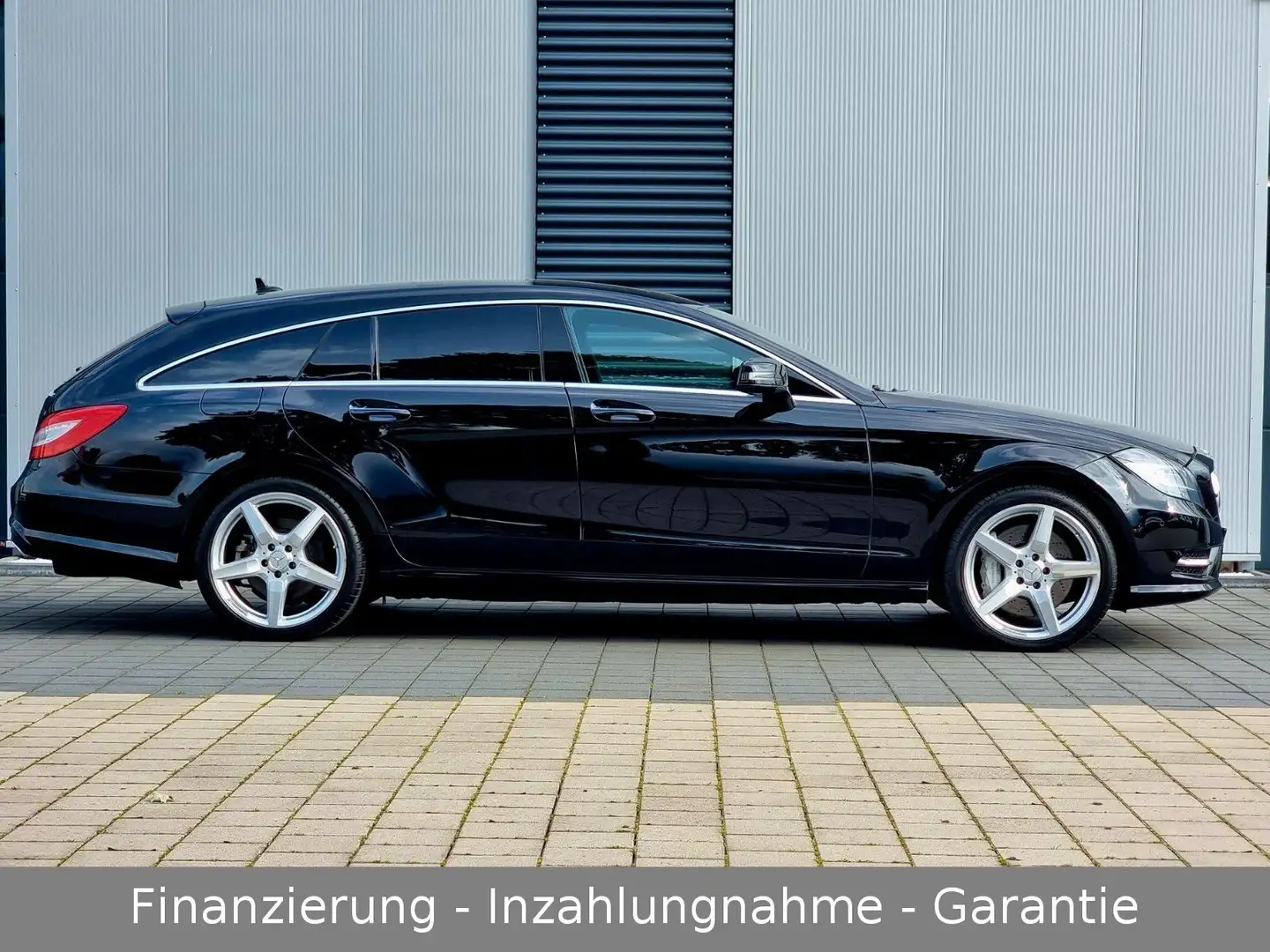 Mercedes-Benz CLS 500 CLS 500 AMG Shooting Brake 4Matic aus 1.Hand! Fekete - 2