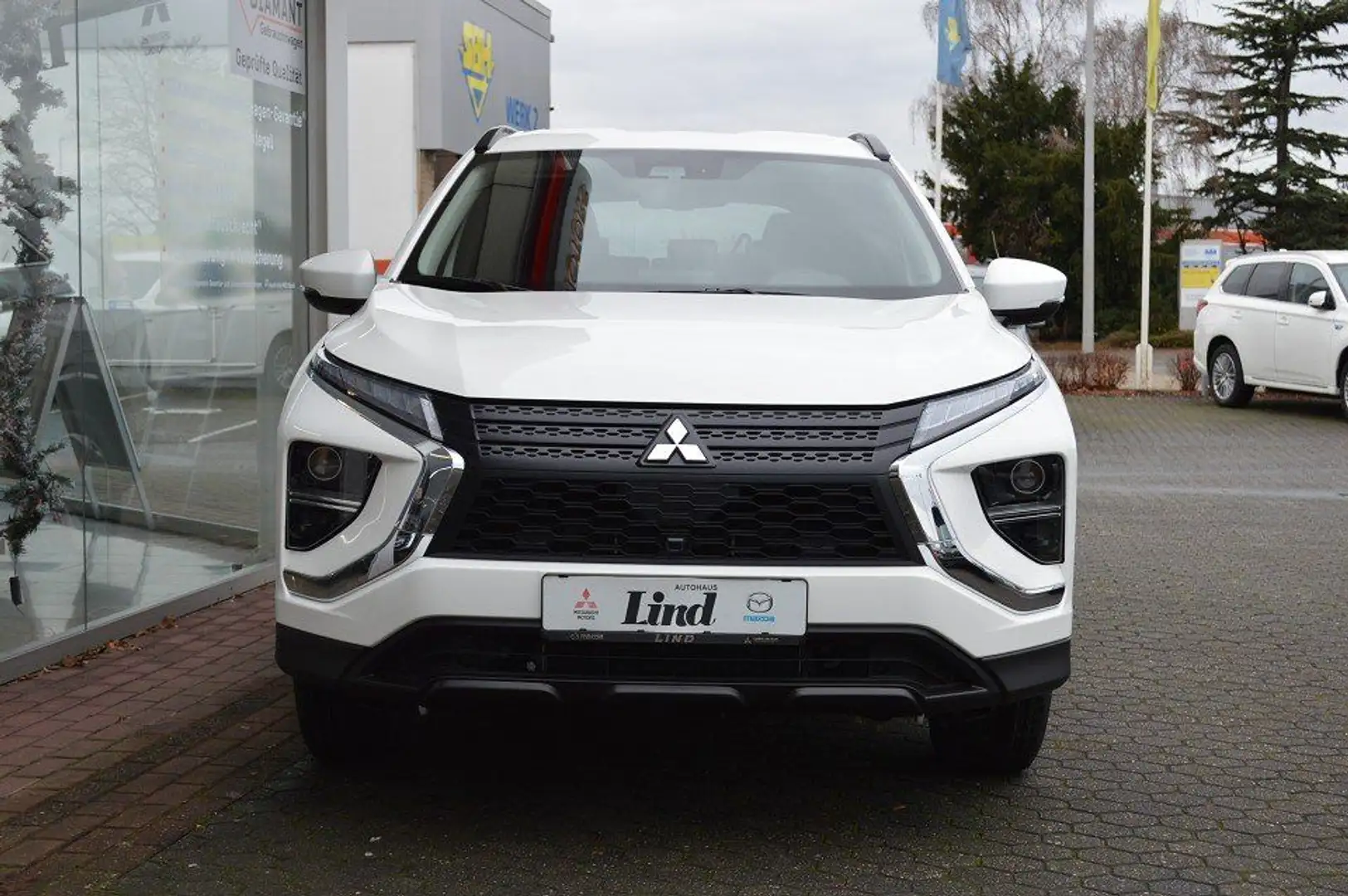 Mitsubishi Eclipse Cross PHEV Mitsubishi Eclipse Cross Plug Blanco - 2