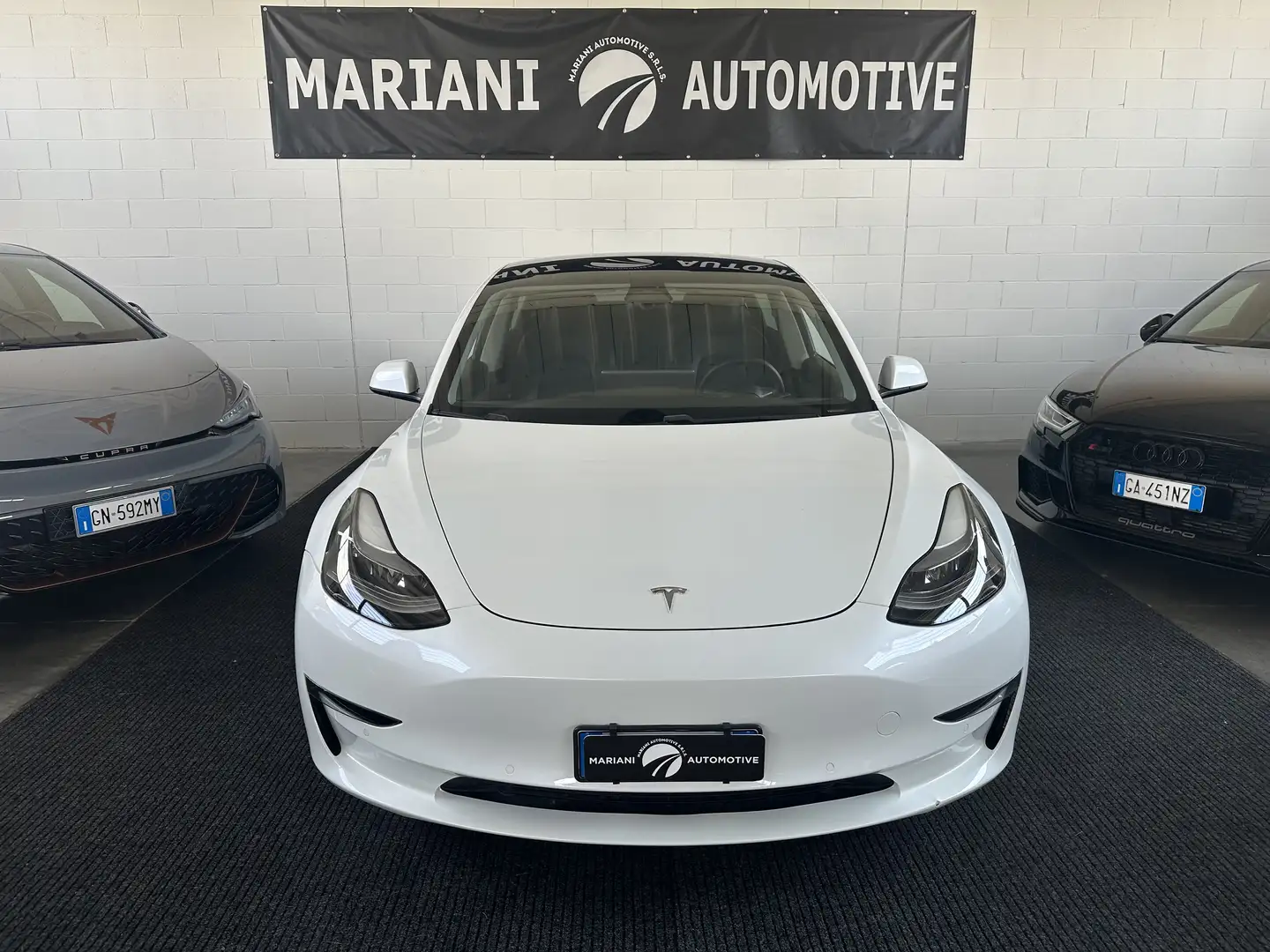 Tesla Model 3 Performance Dual Motor awd Bianco - 1