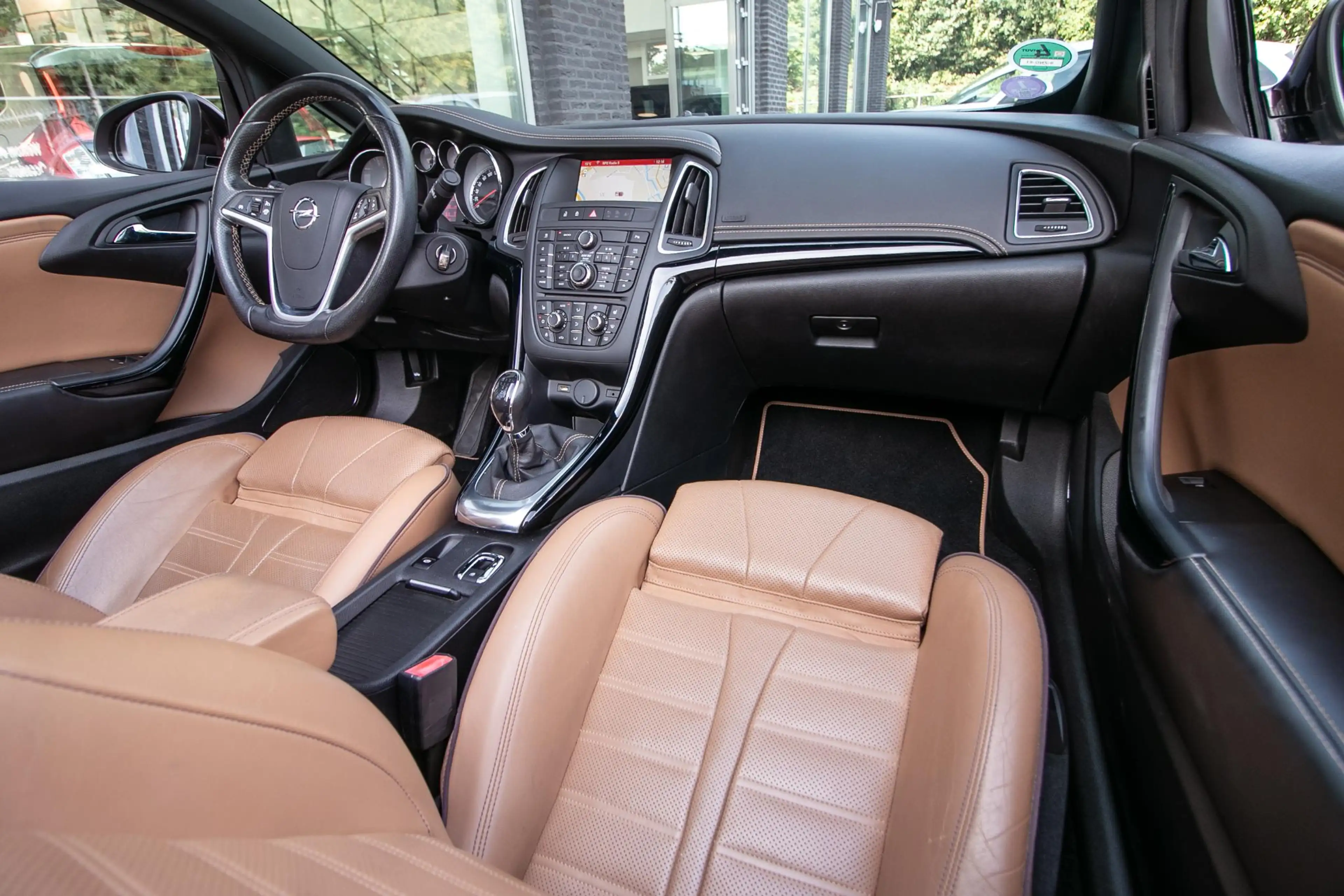 Opel Cascada 1.4 Turbo ecoFLEX Cosmo — photo 3