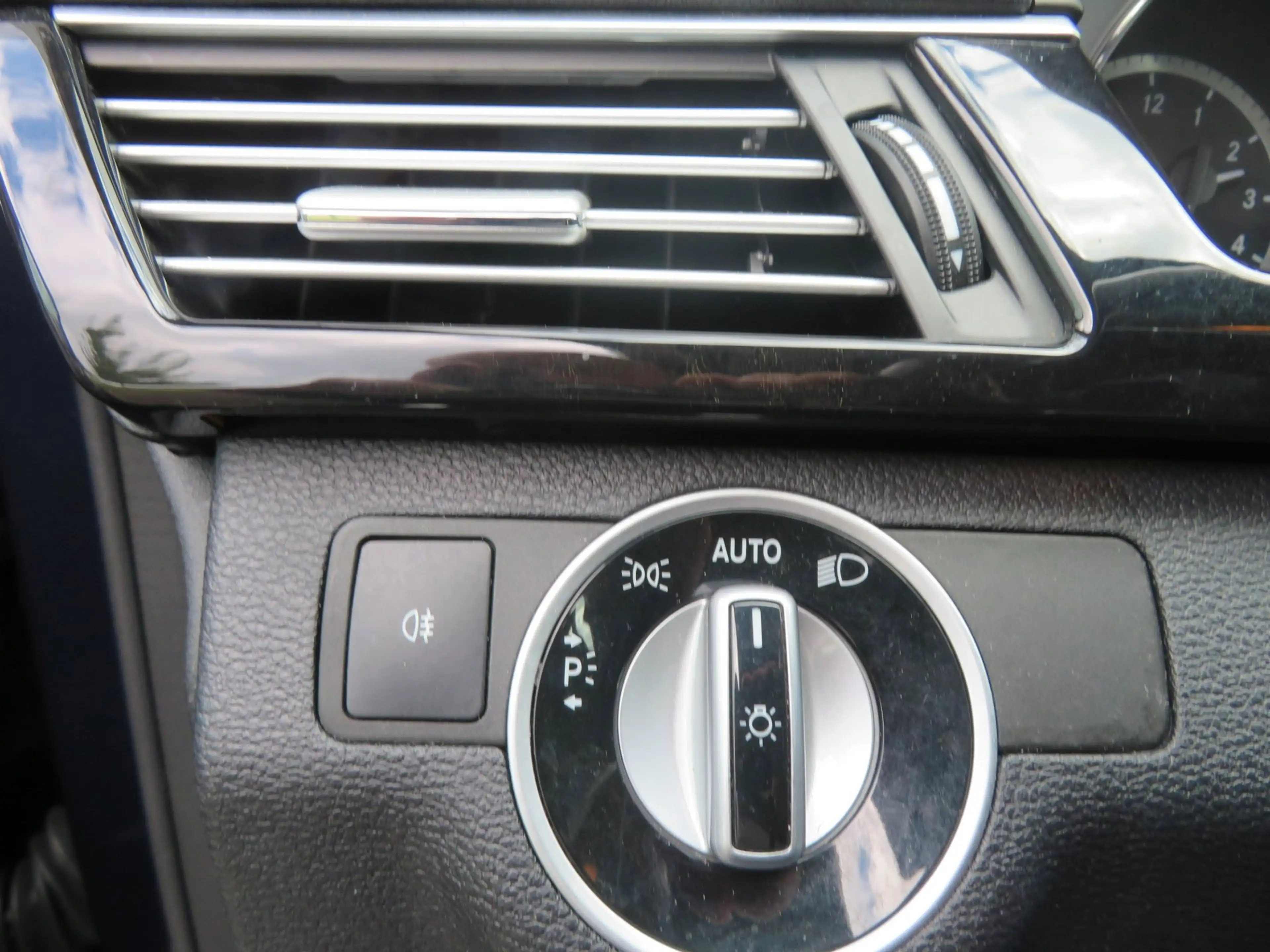 Mercedes-Benz E 250 Estate CDI Edition Sport 4-Matic — photo 15
