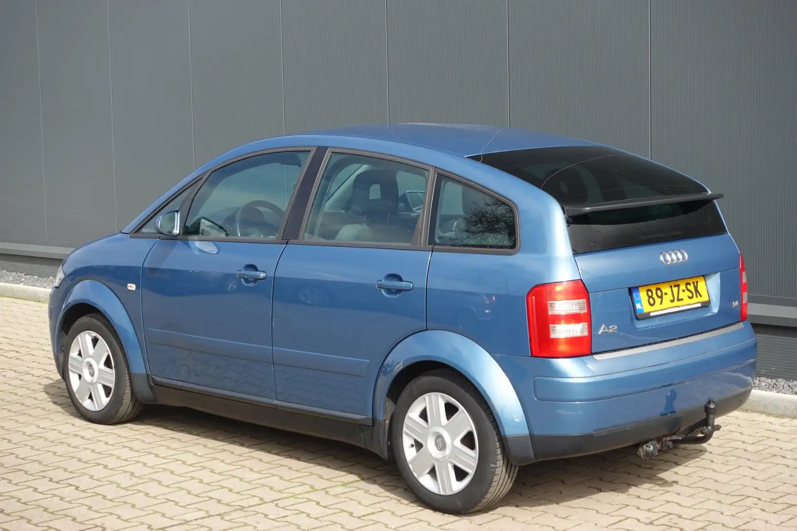 Audi A2 1.4 Azul - 2