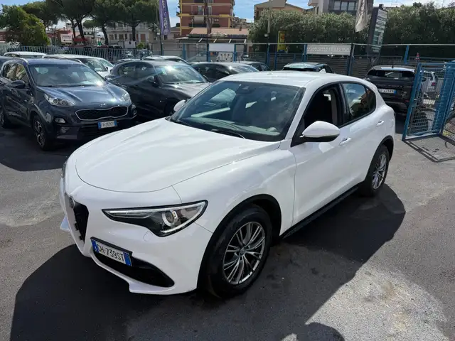 Alfa Romeo Stelvio view 2