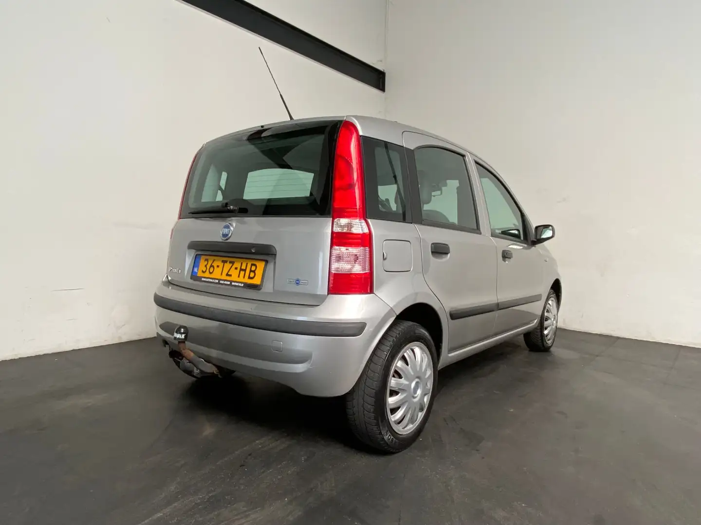 Fiat Panda 1.1 Active Grijs - 2