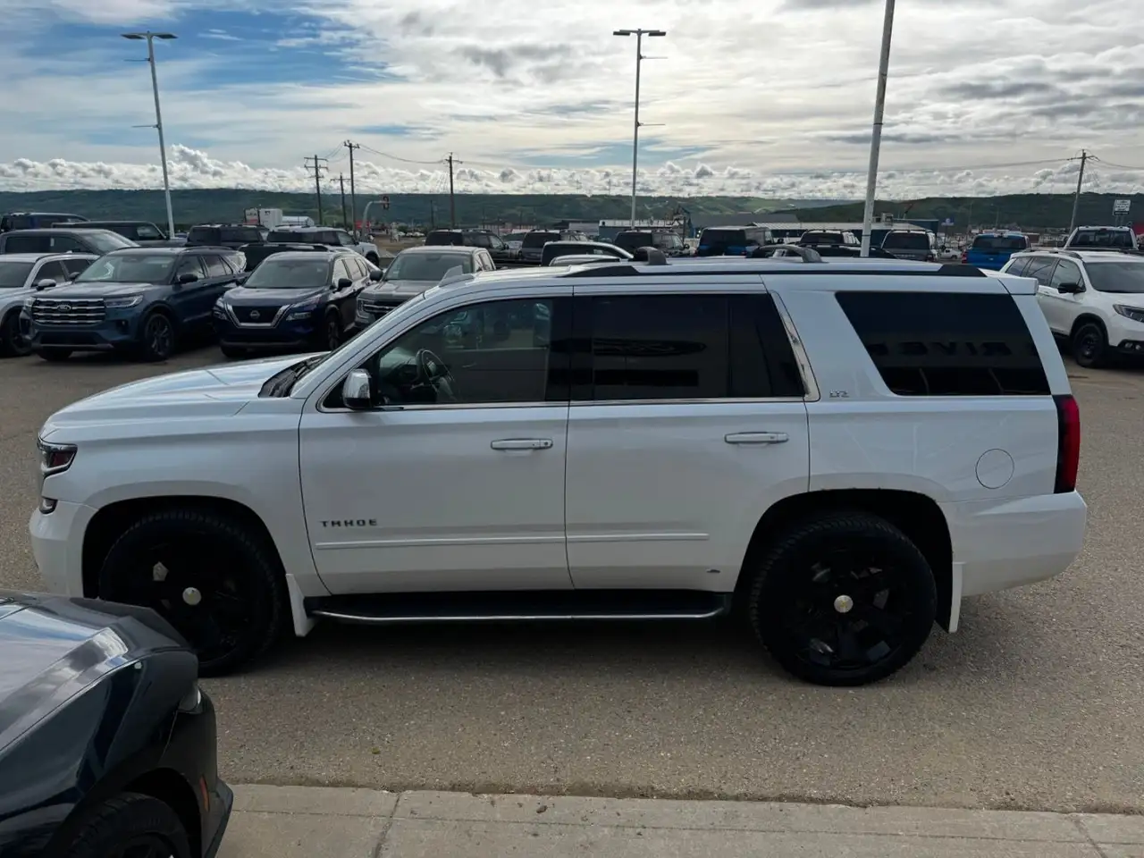 Chevrolet Tahoe снимка Chevrolet Tahoe