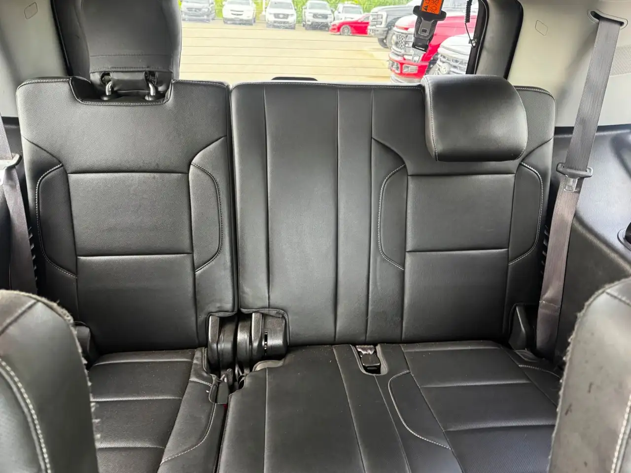Chevrolet Tahoe снимка Chevrolet Tahoe