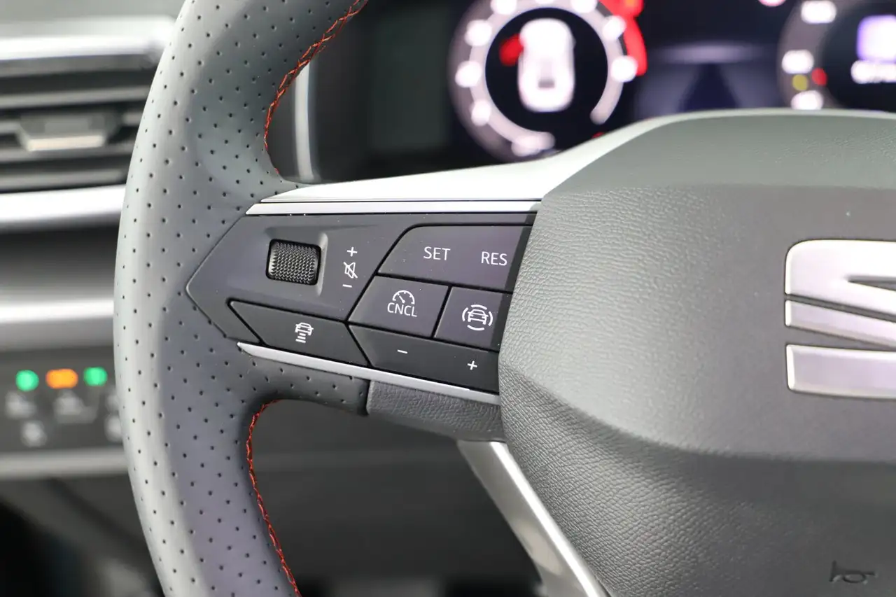 SEAT Leon 2026 — фото 14