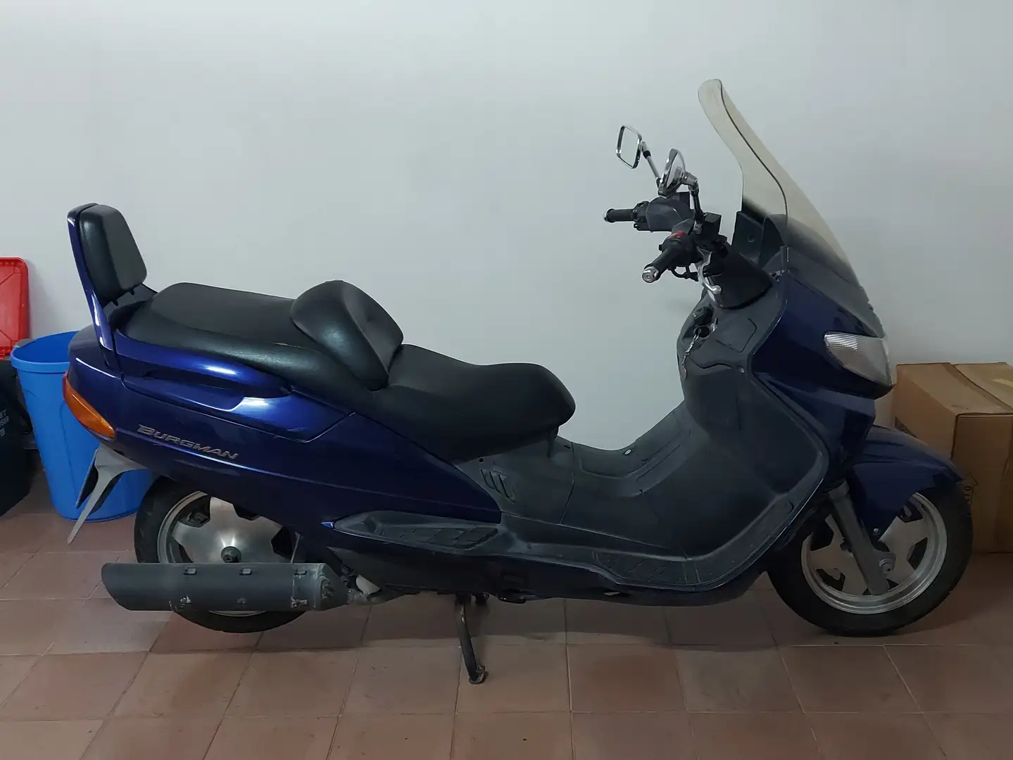 Suzuki Burgman 250 Kék - 2
