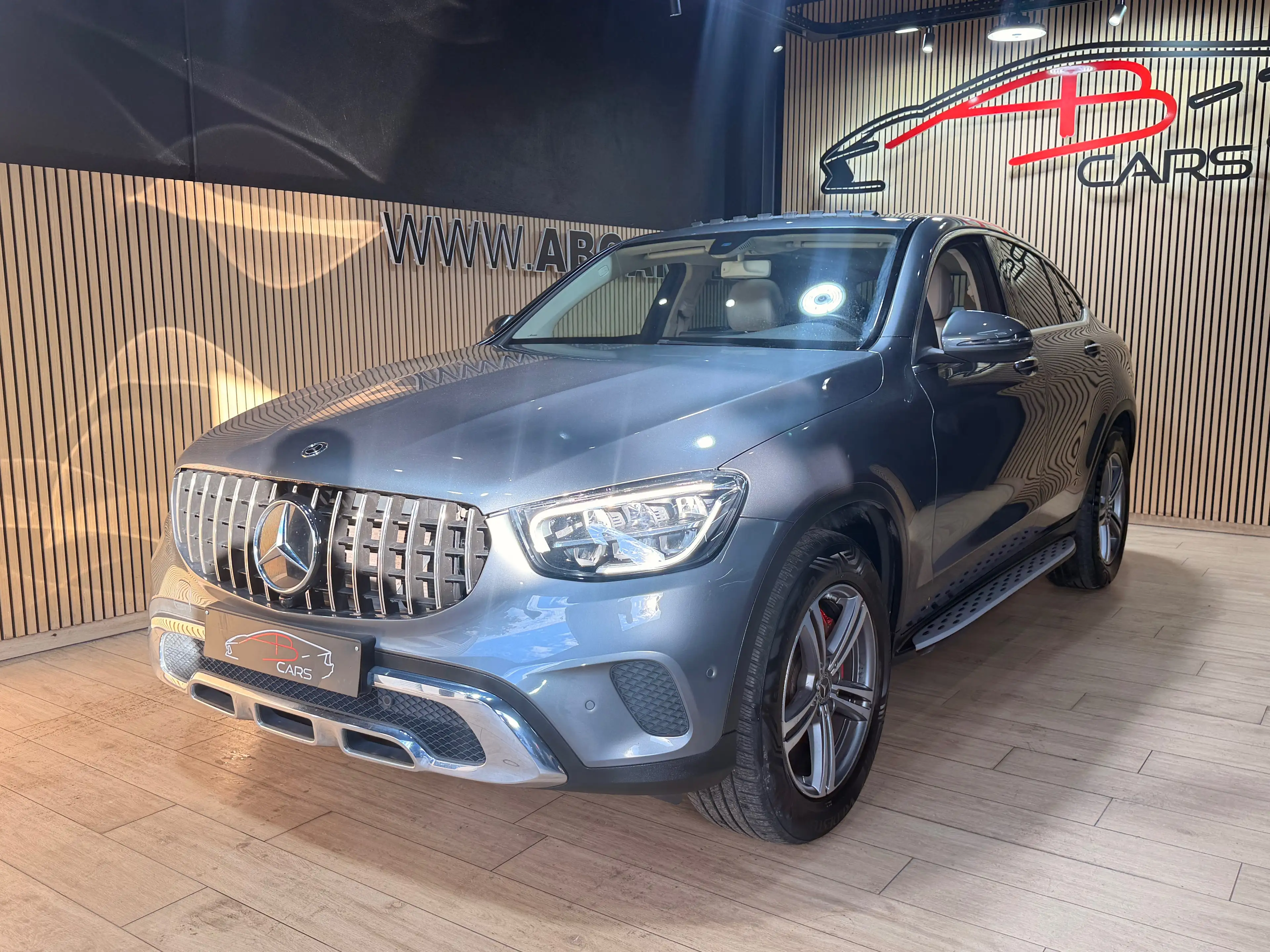 Mercedes-Benz GLC 200 4-Matic * COUPE * LOOK PACK AMG * GAR 12 MOIS * — photo 7