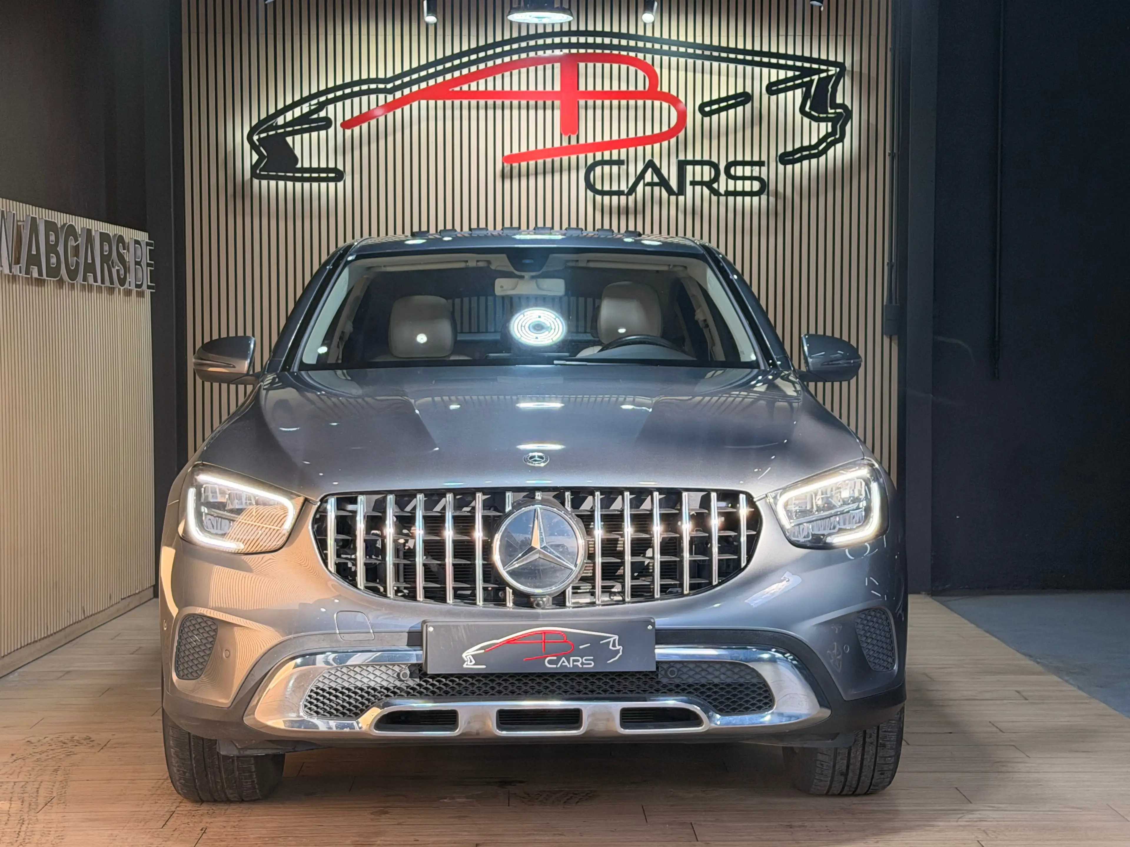 Mercedes-Benz GLC 200 4-Matic * COUPE * LOOK PACK AMG * GAR 12 MOIS * — photo 3