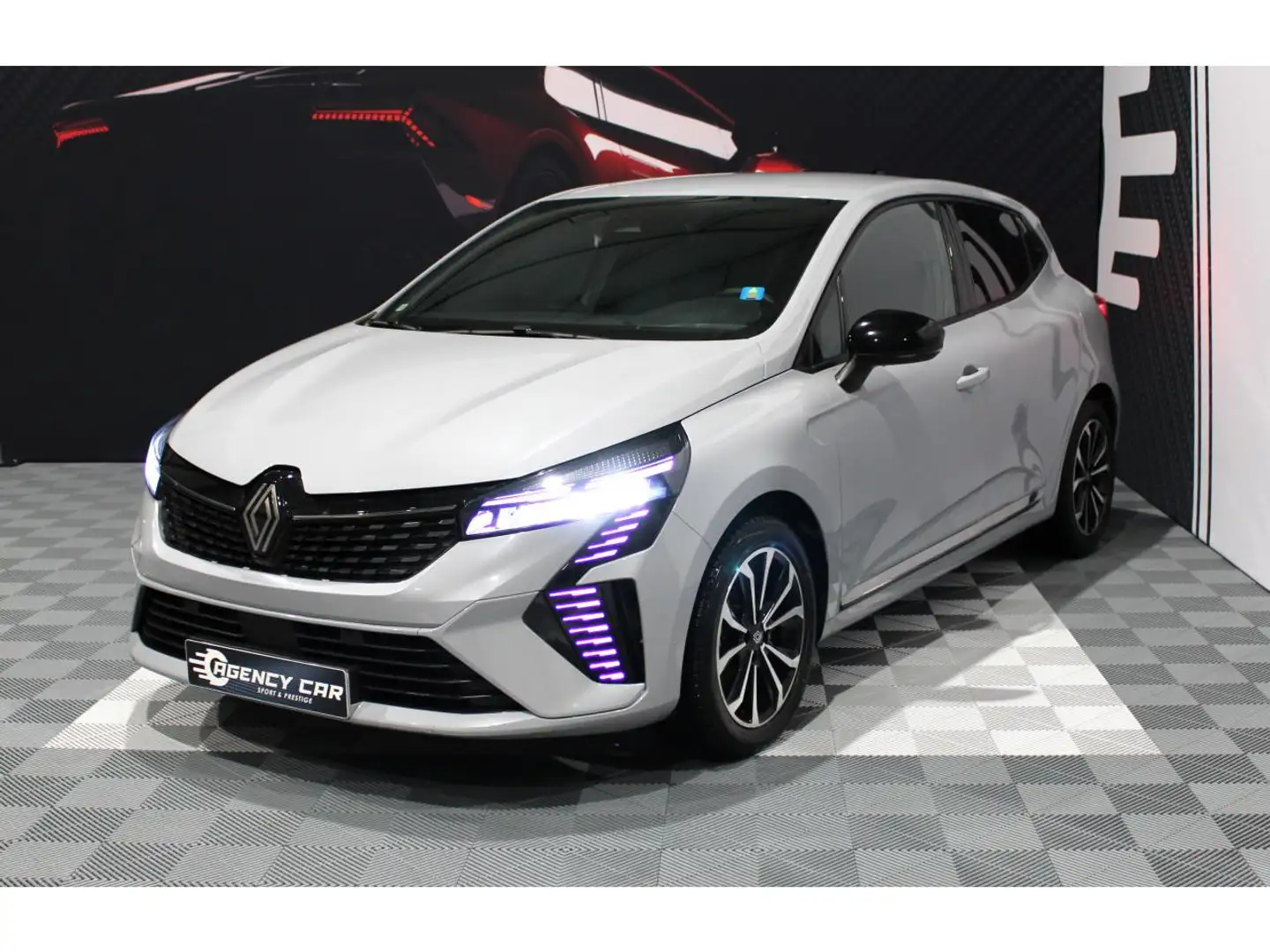 Renault Clio V 1.6 E-Tech Hybride 145cv BVA  - Techno - première main Grau - 2