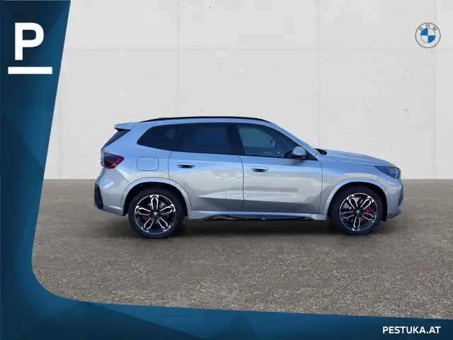 BMW X1 view 3